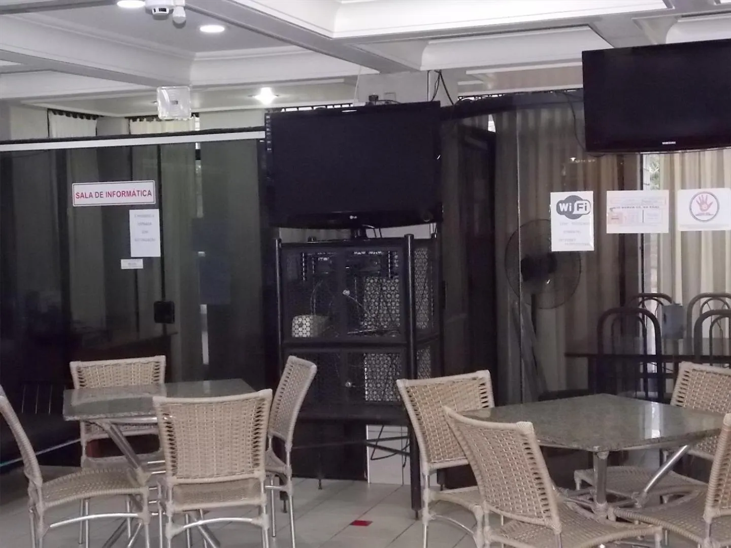 Restaurant/places to eat in Hotel Rota do Pantanal