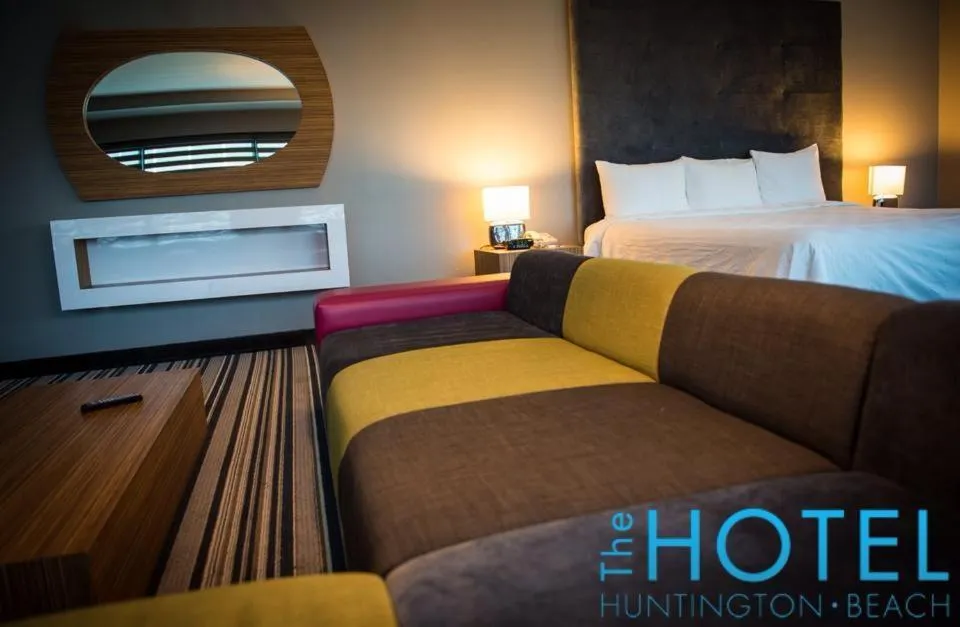 Bed in Hotel Huntington Beach