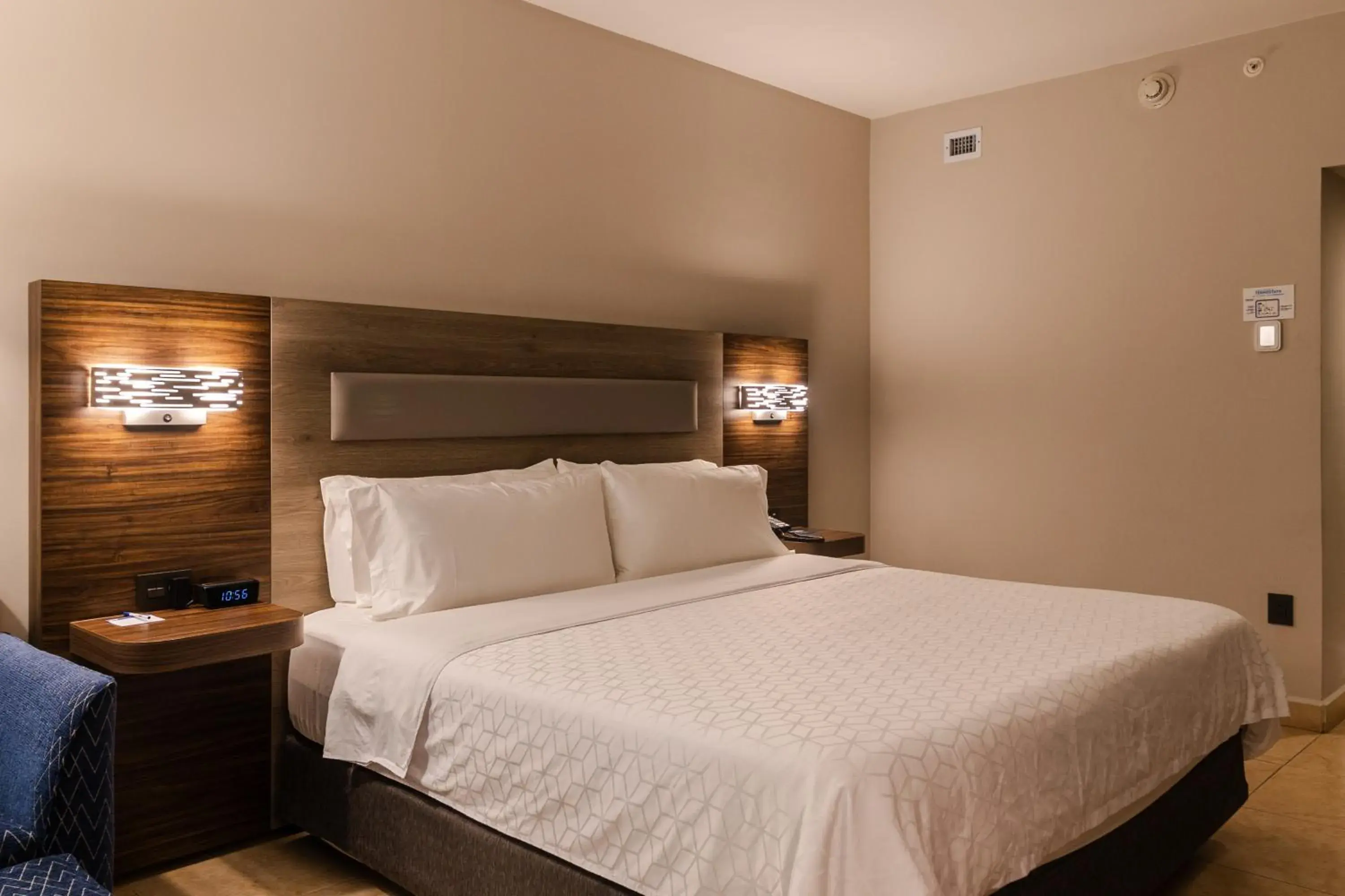 Bed in Holiday Inn Express Tapachula by IHG Bed in Holiday Inn Express Tapachula by IHG