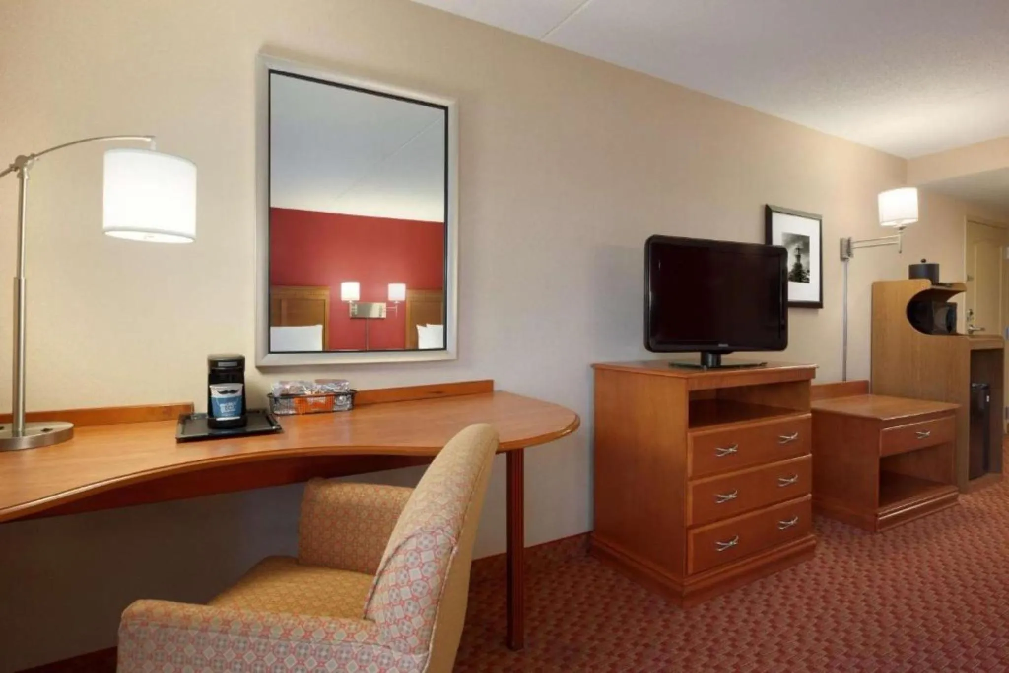 minibar in Hampton Inn & Suites East Hartford