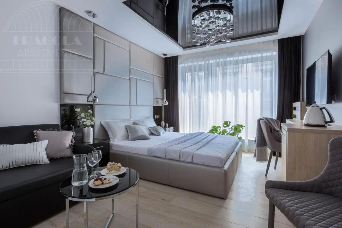 Other, Bed in Modern View of Planty Park