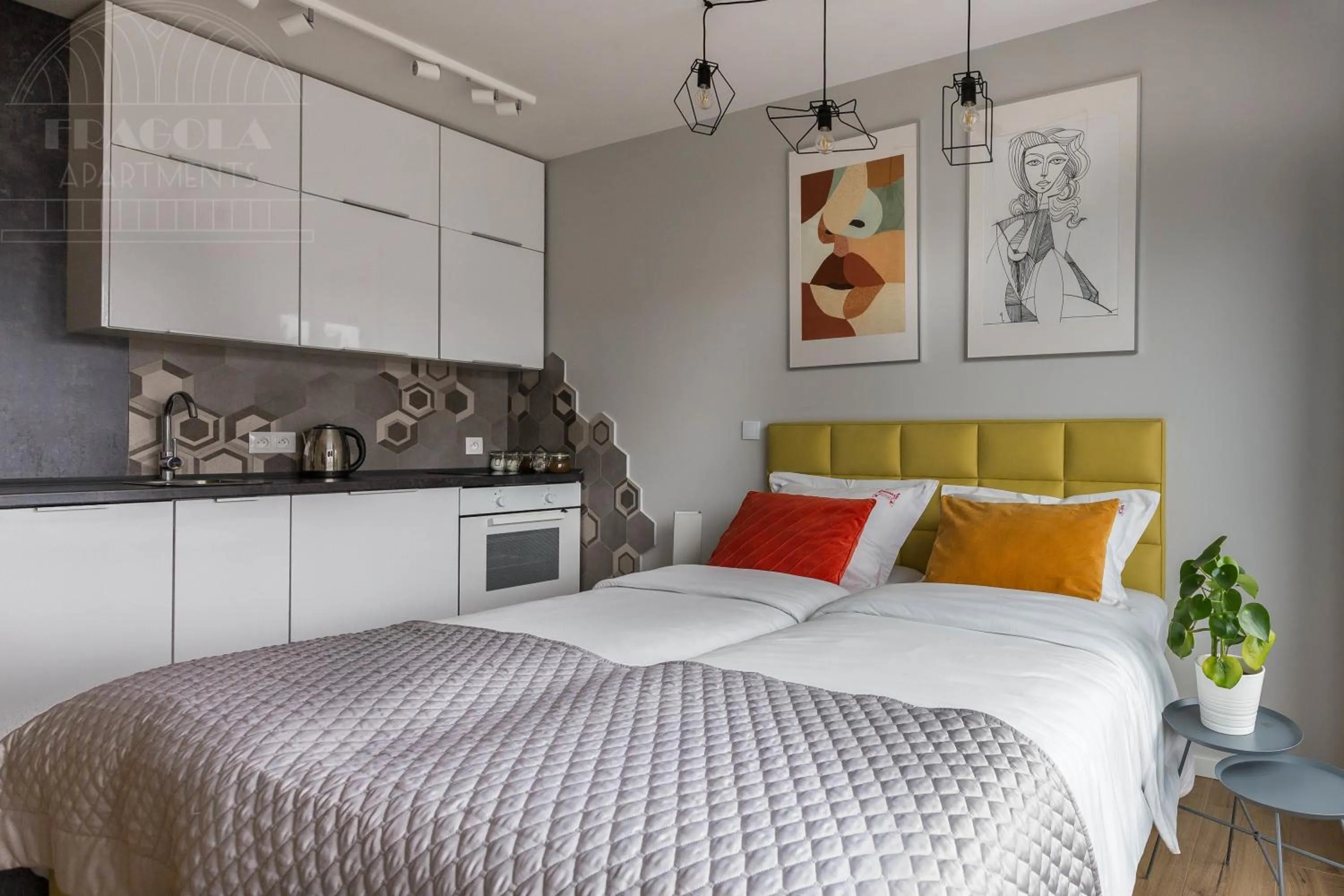 Other, Bed in Modern View of Planty Park