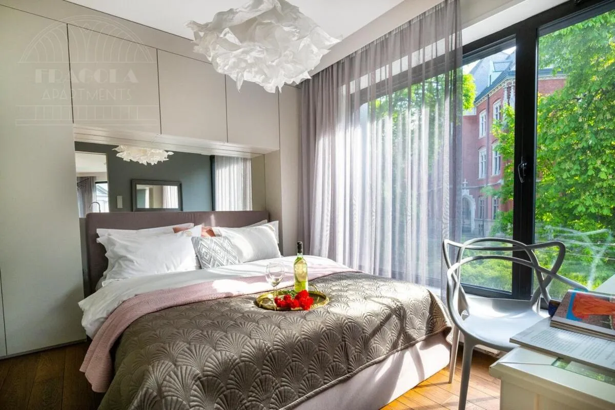 Other, Bed in Modern View of Planty Park