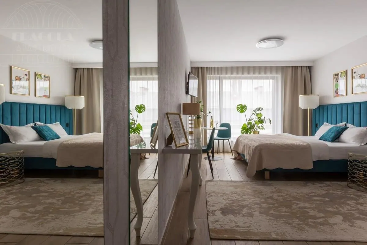 Other, Bed in Modern View of Planty Park