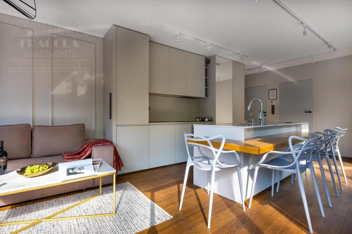 Other in Modern View of Planty Park