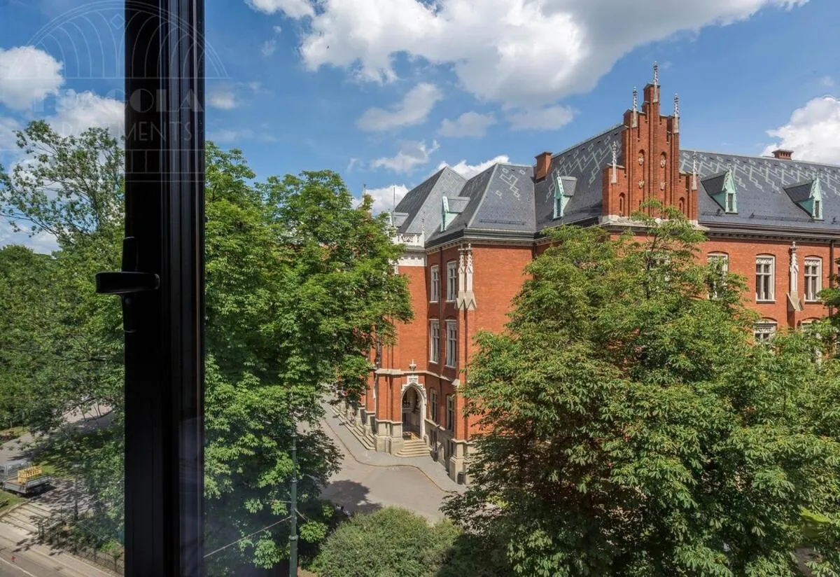 Other in Modern View of Planty Park