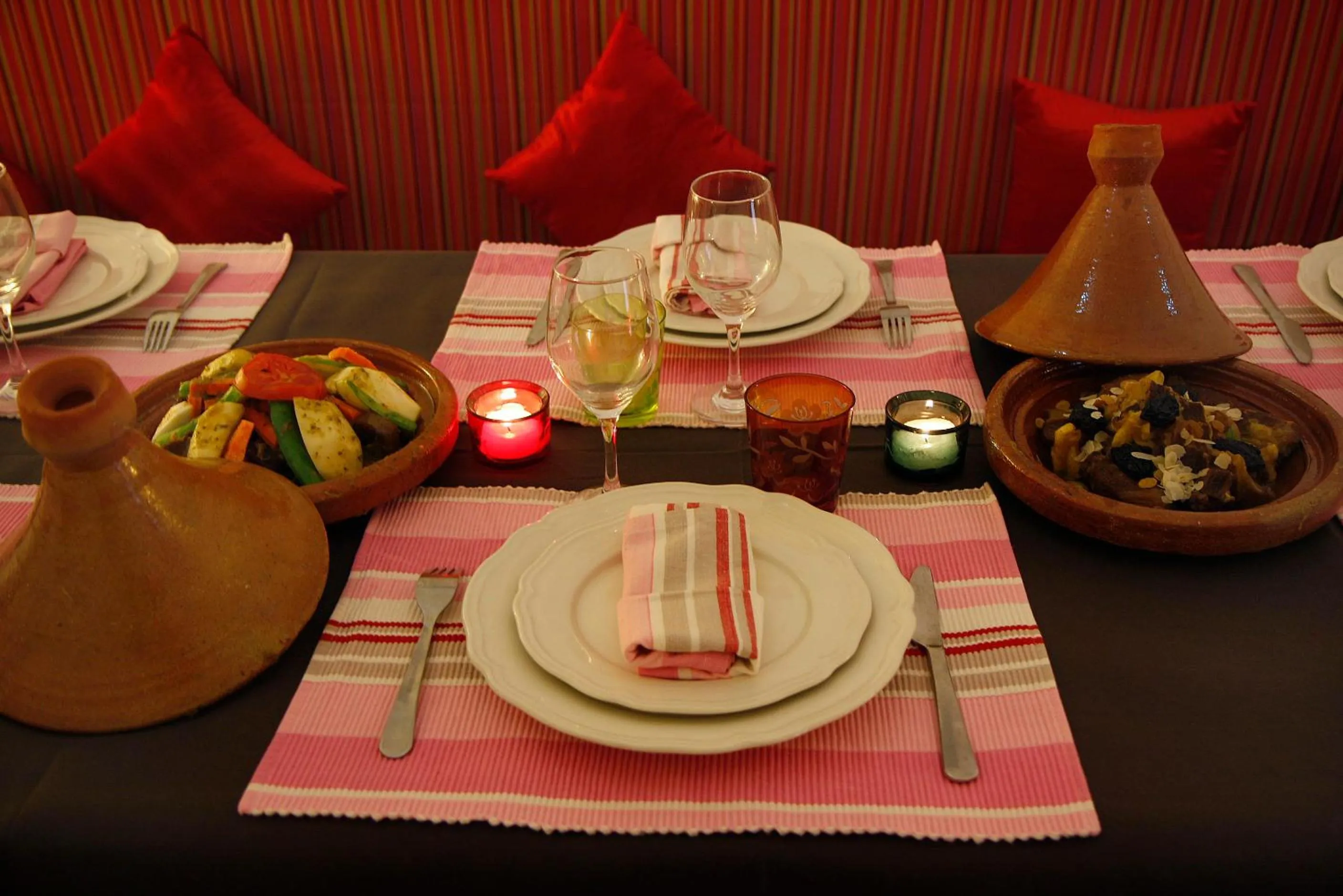 Dining area in Riad Chameau FDC Hôtel SPA