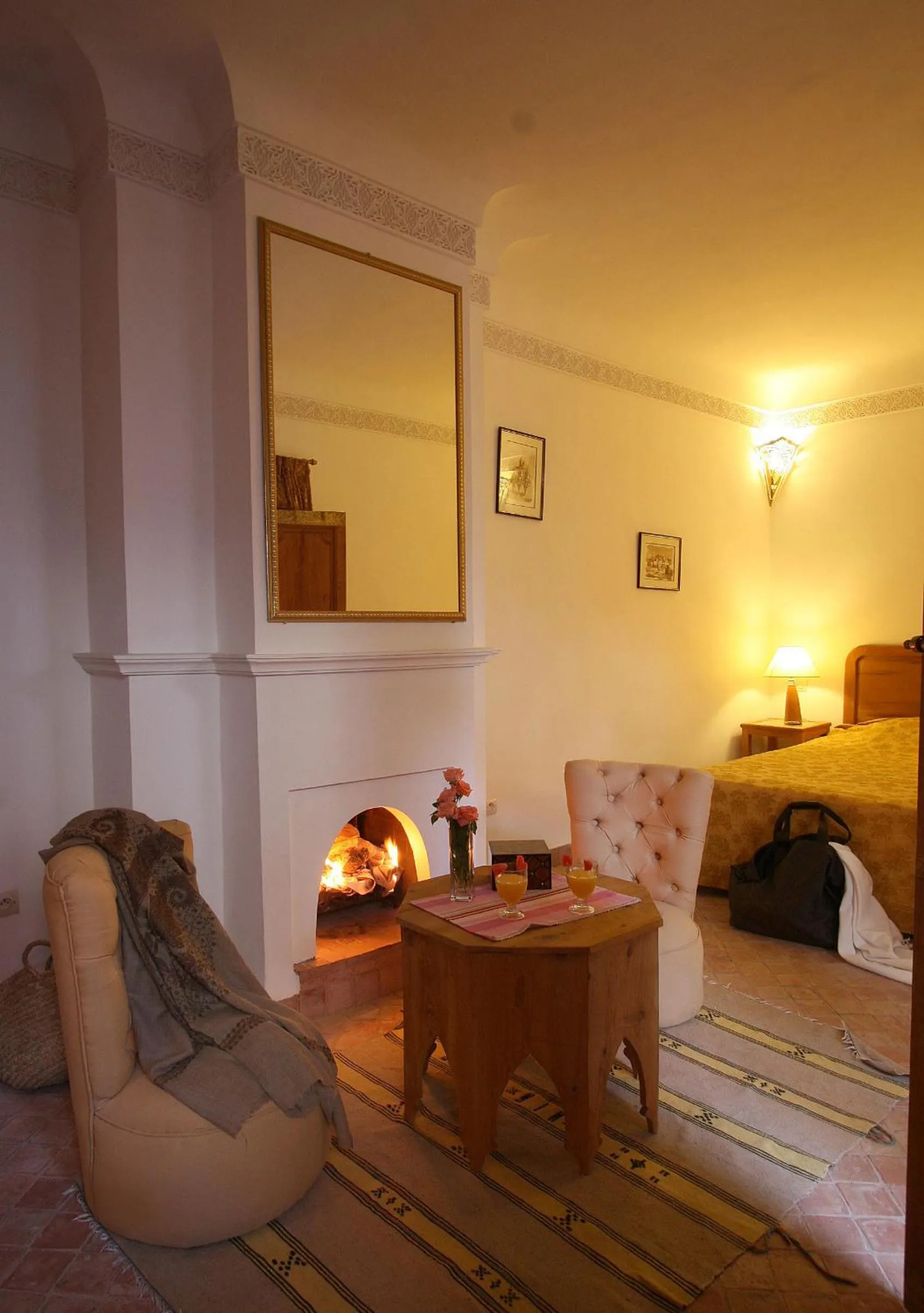 Photo of the whole room, Bed in Riad Chameau FDC Hôtel SPA