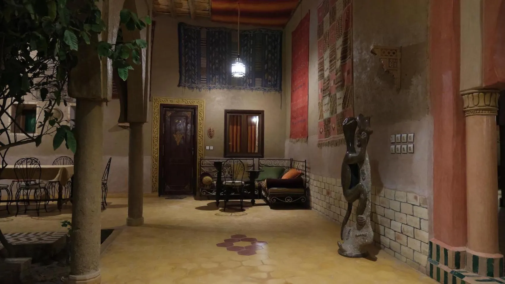 Living room in Maison Merzouga Guest House