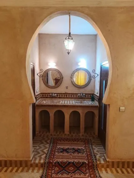 Bathroom in Maison Merzouga Guest House