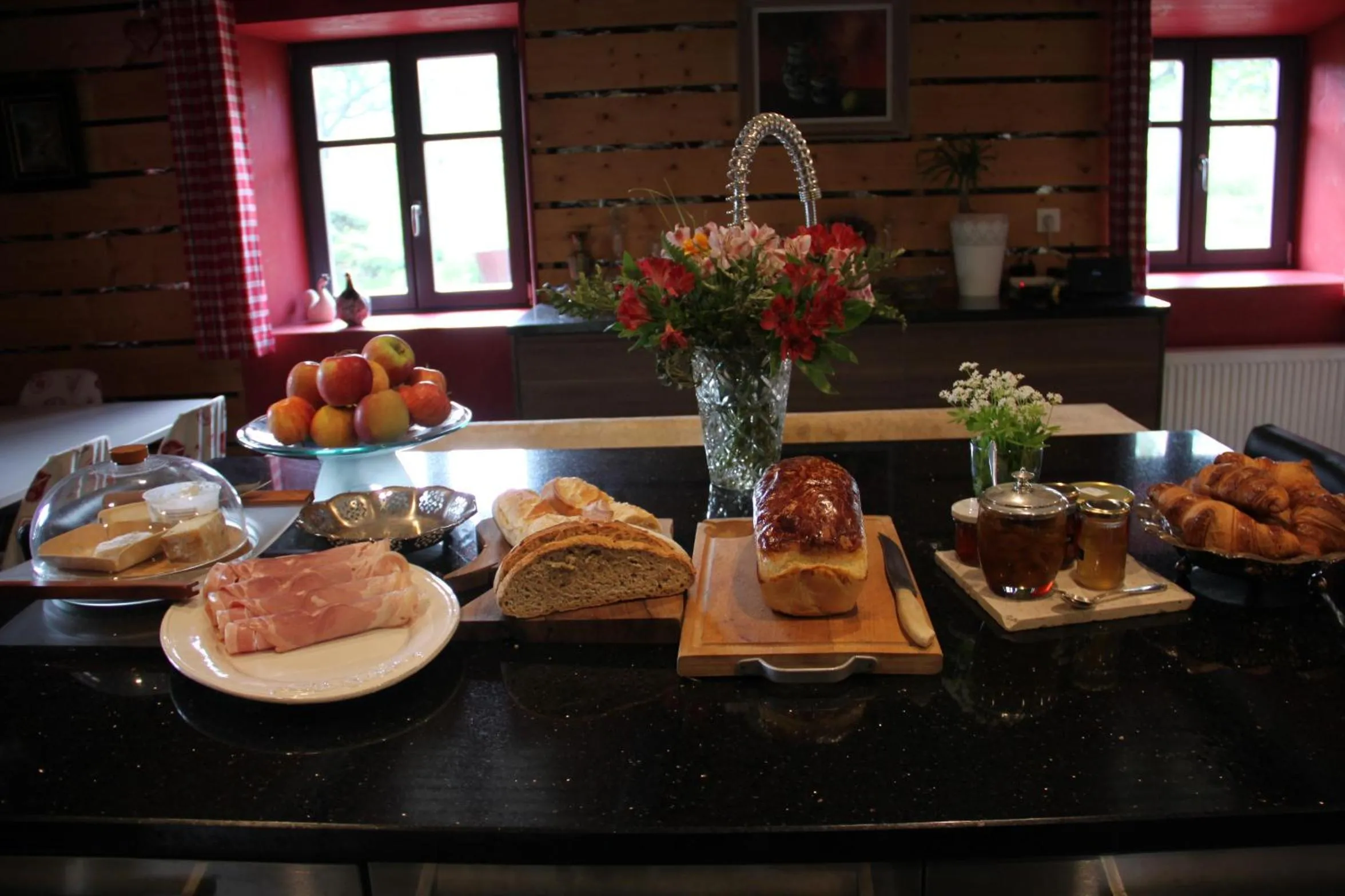 Food close-up in La Colline Du Baa - Maison d'hôtes d'exception