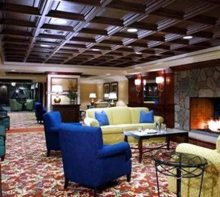 Living room in Villa Roma Resort and Conference Center