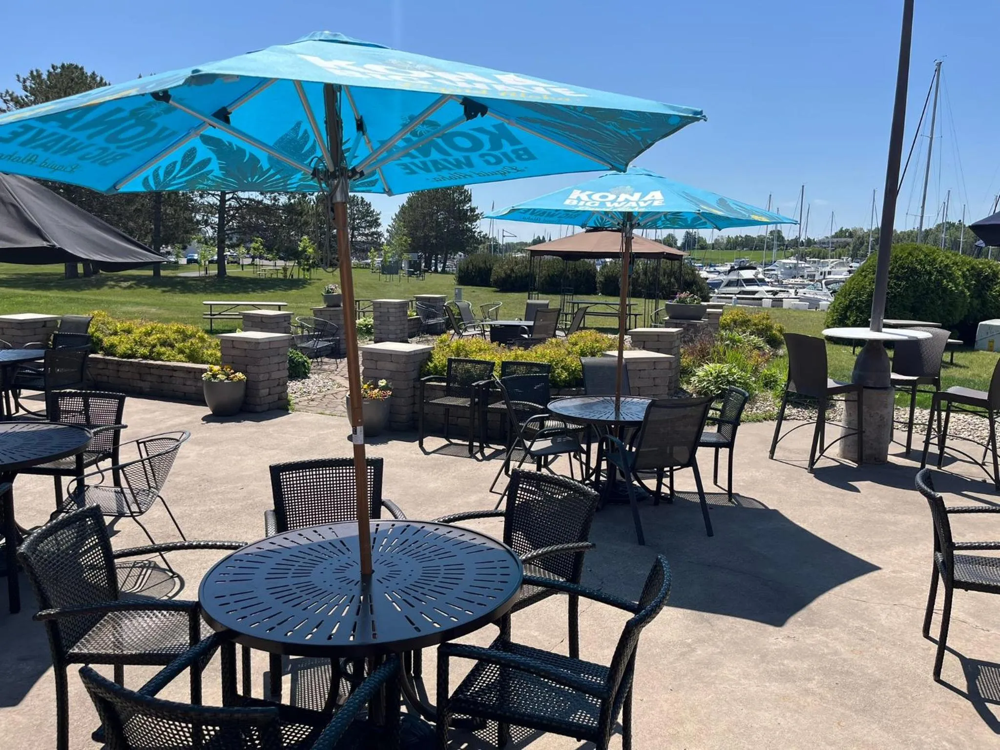 Restaurant/places to eat in Barkers Island Inn Resort & Conference Center