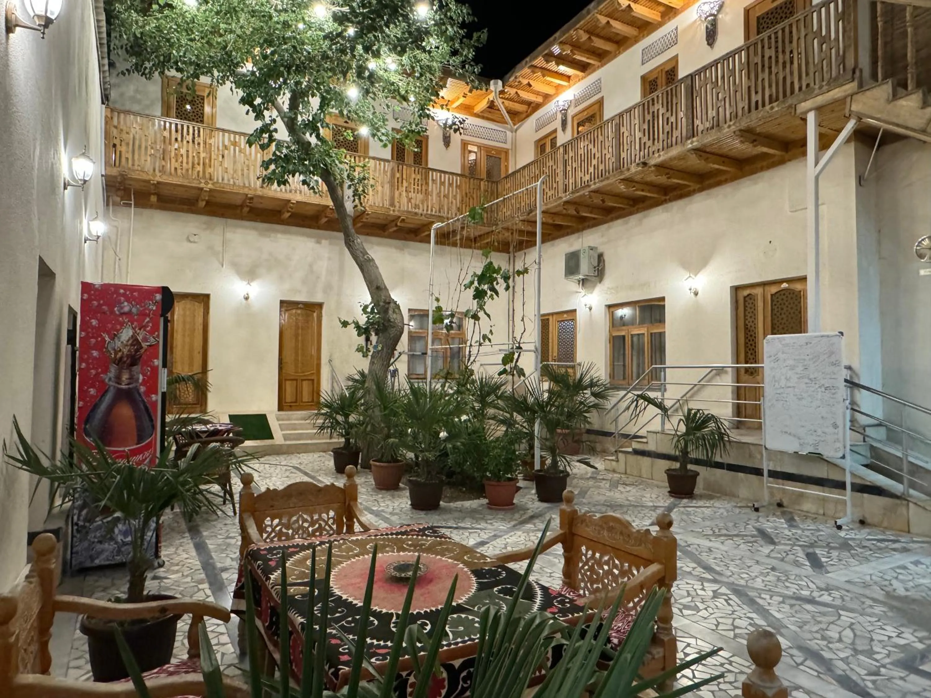 Old Bukhara Boutique