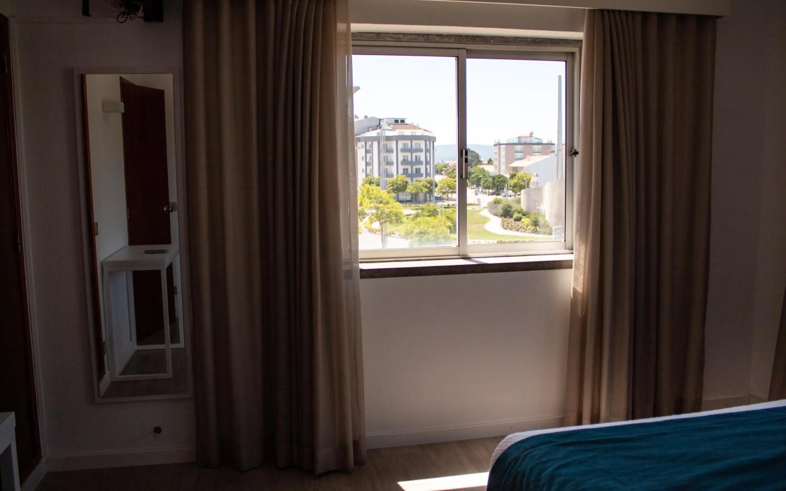 City view, Bed in Hotel Santa Cecília