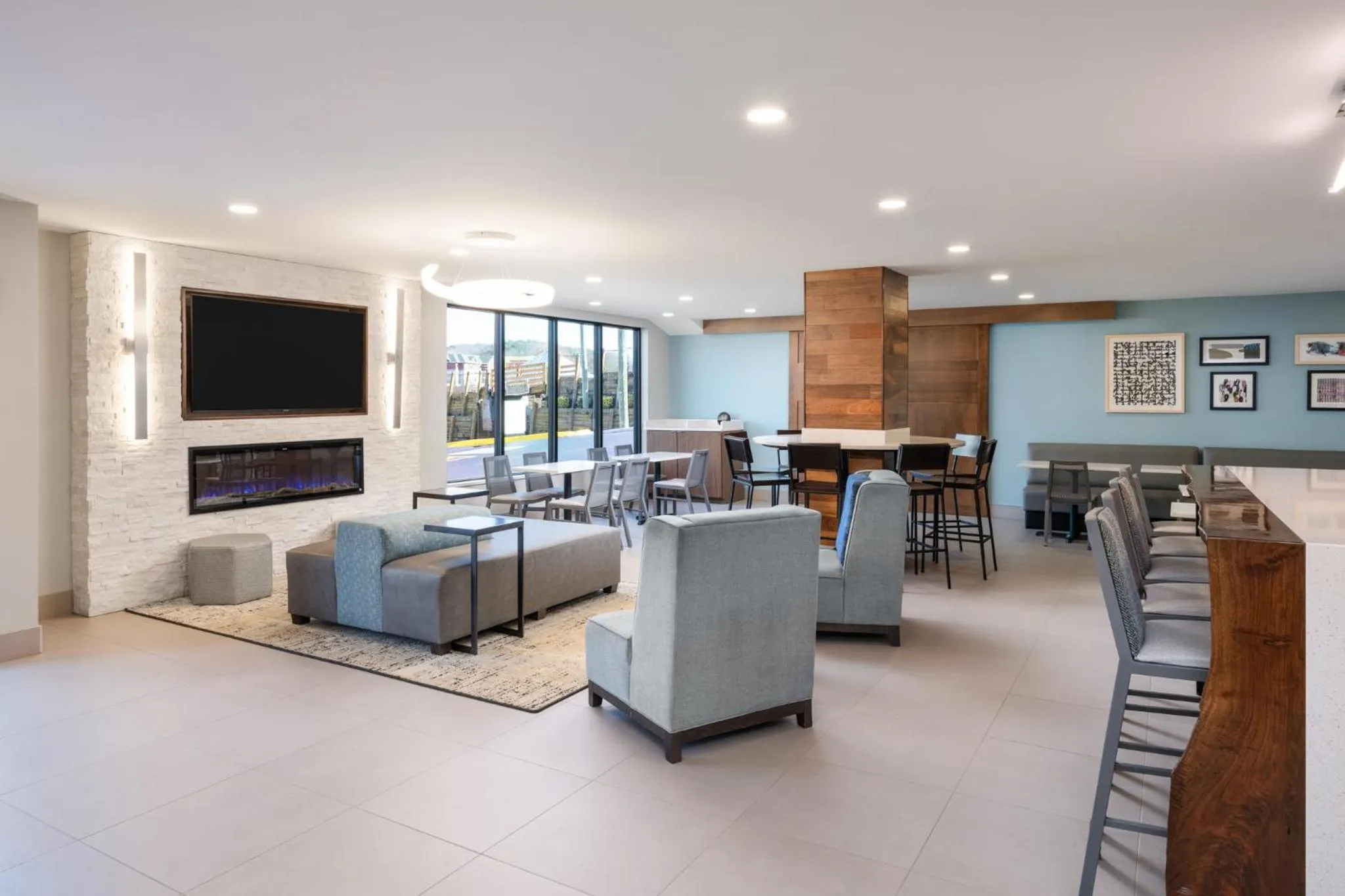 Property building in Garner Hotel Pigeon Forge Downtown by IHG