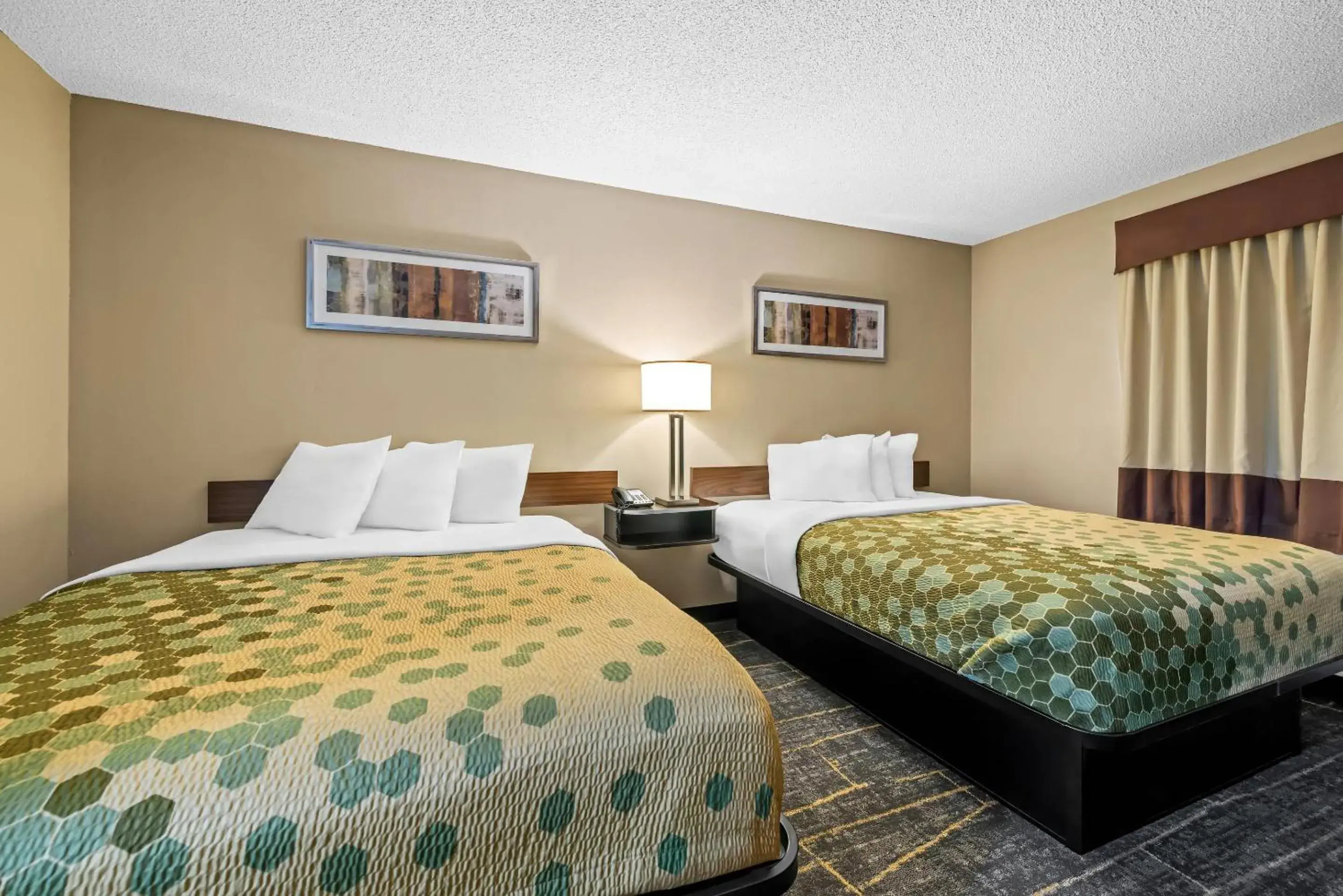 Bedroom, Bed in Rodeway Inn Bedroom, Bed in Rodeway Inn