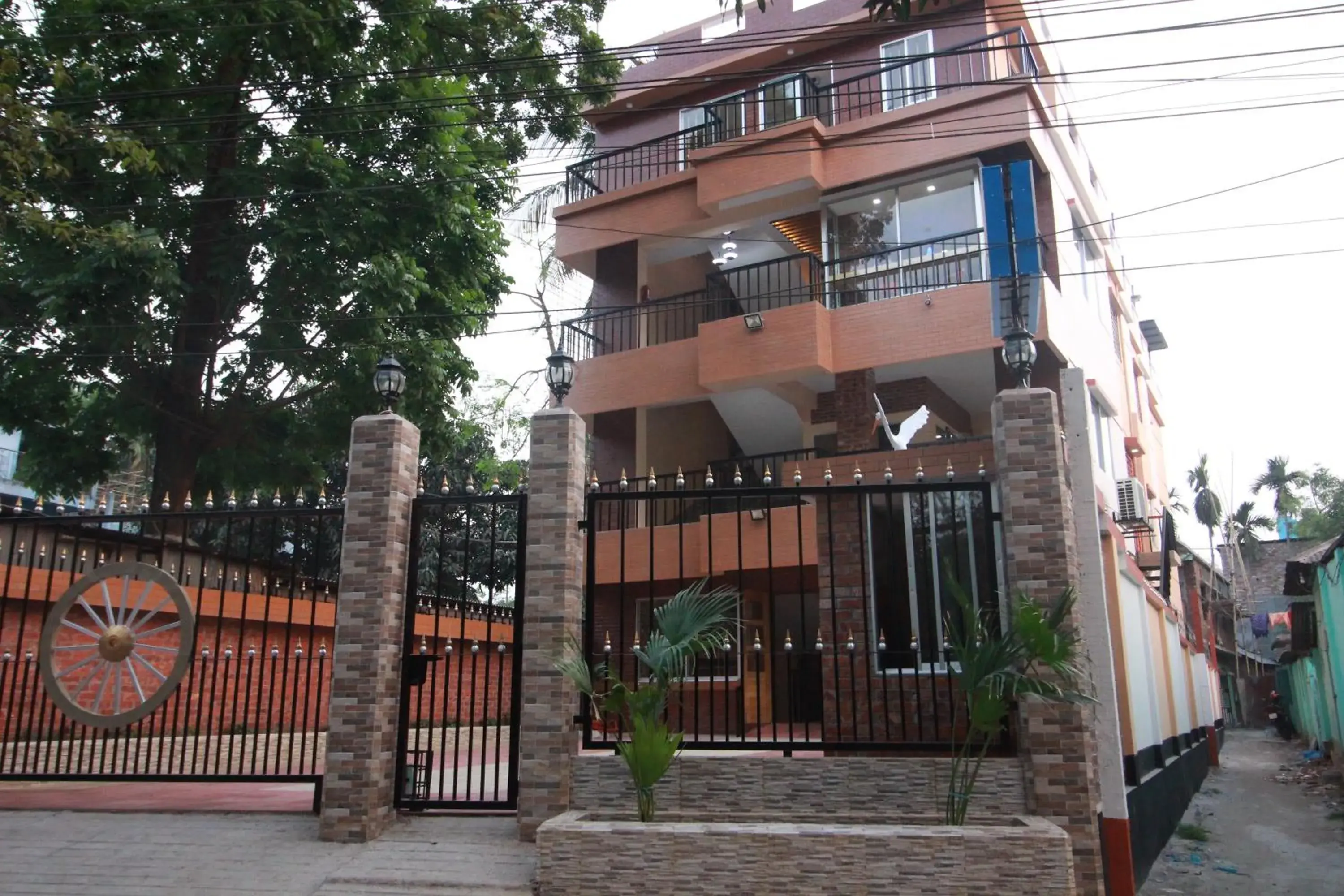 Little Rangpur Inn Little Rangpur Inn