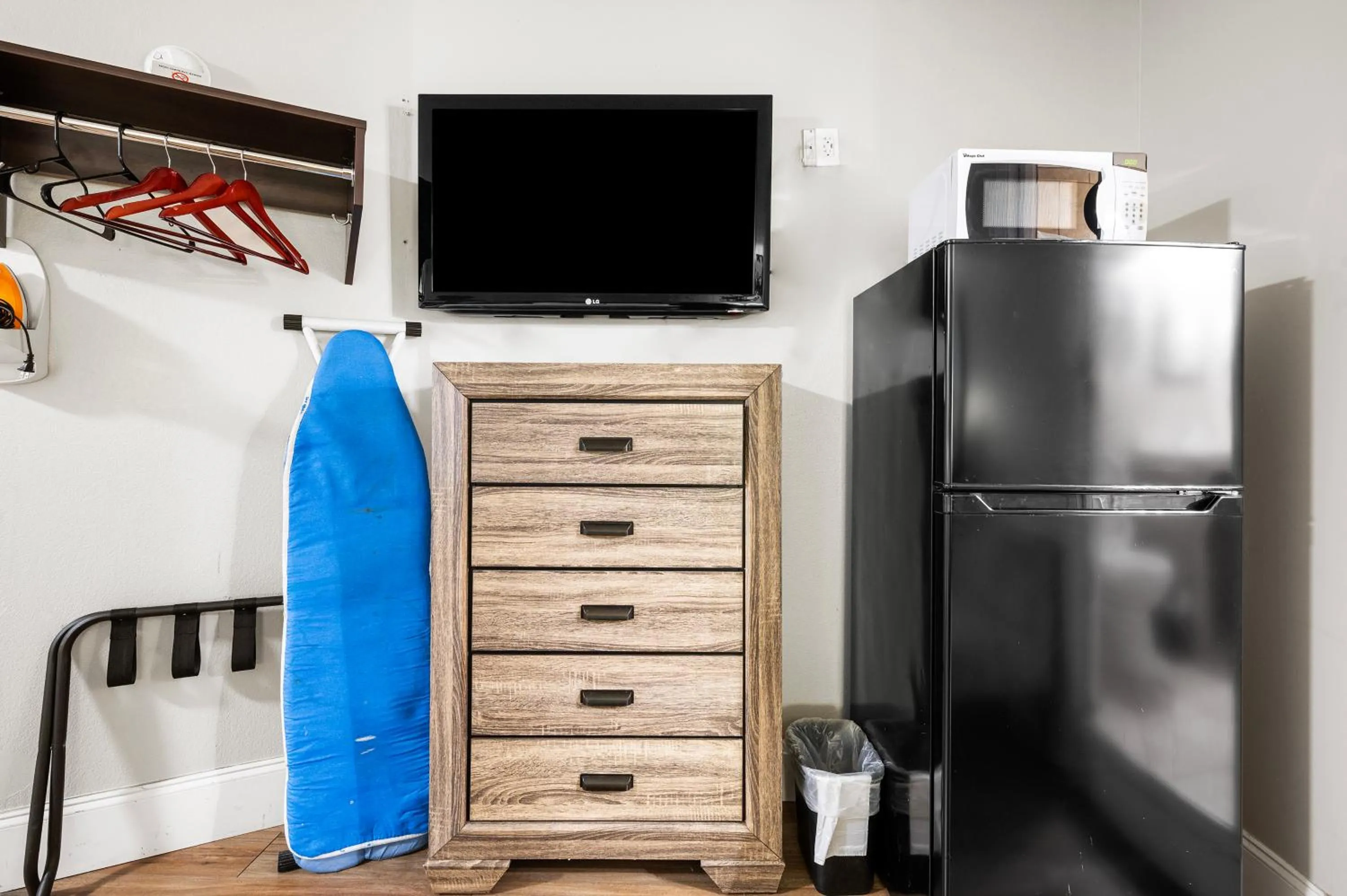 Country Town N' Suites