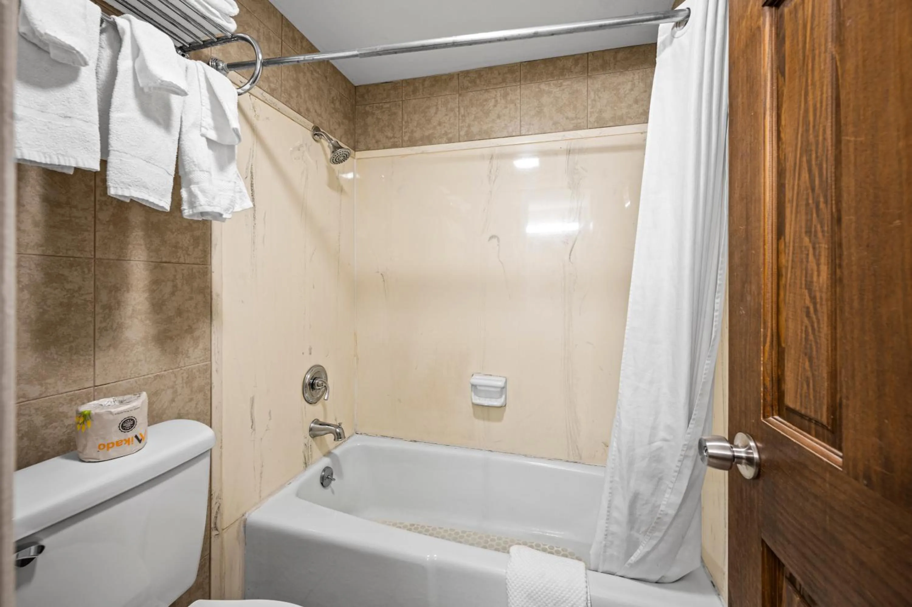 Country Town N' Suites