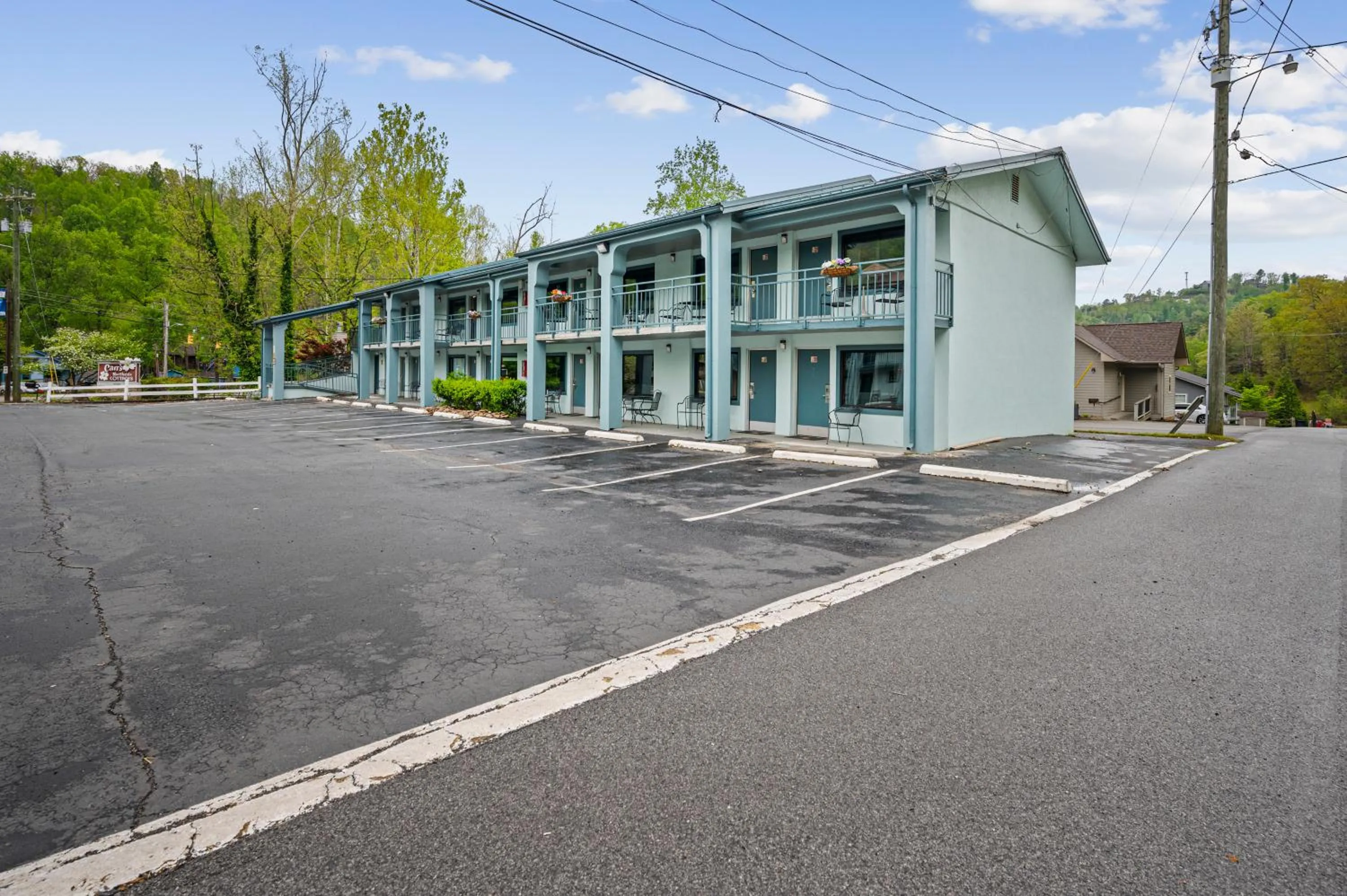 Country Town N' Suites