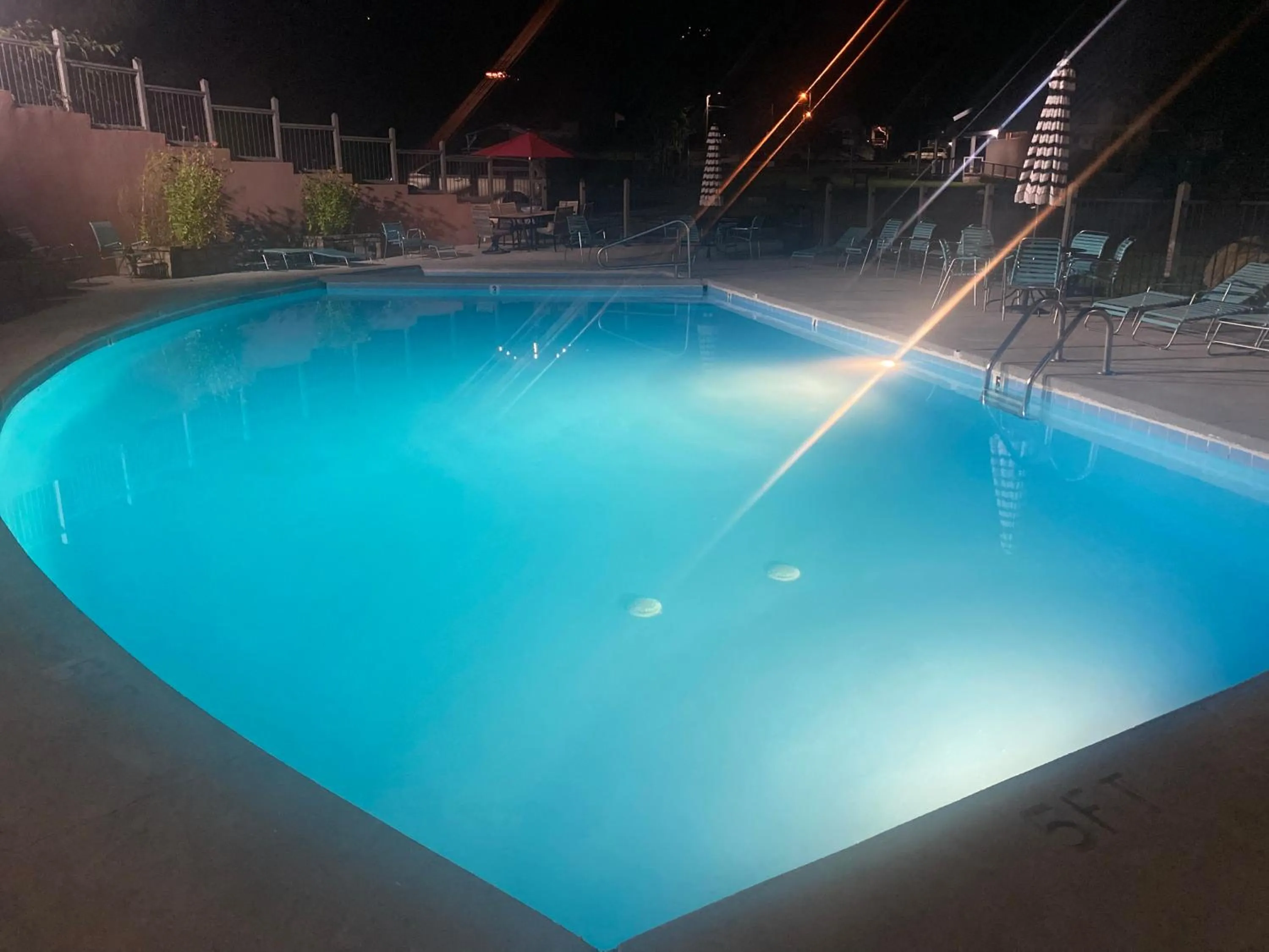 Pool view in Country Town N' Suites