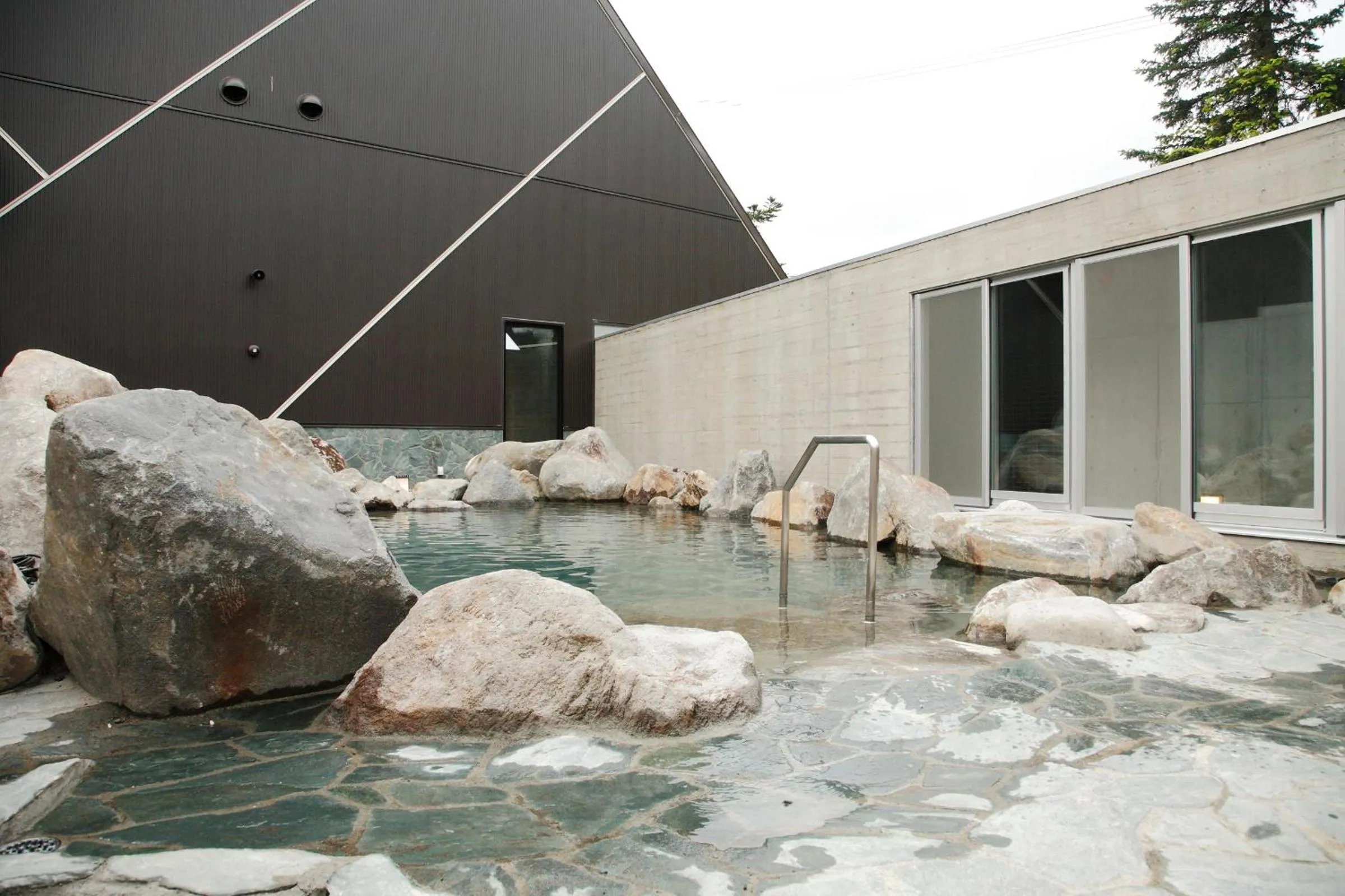 Hot Spring Bath in Horohoro Sanso