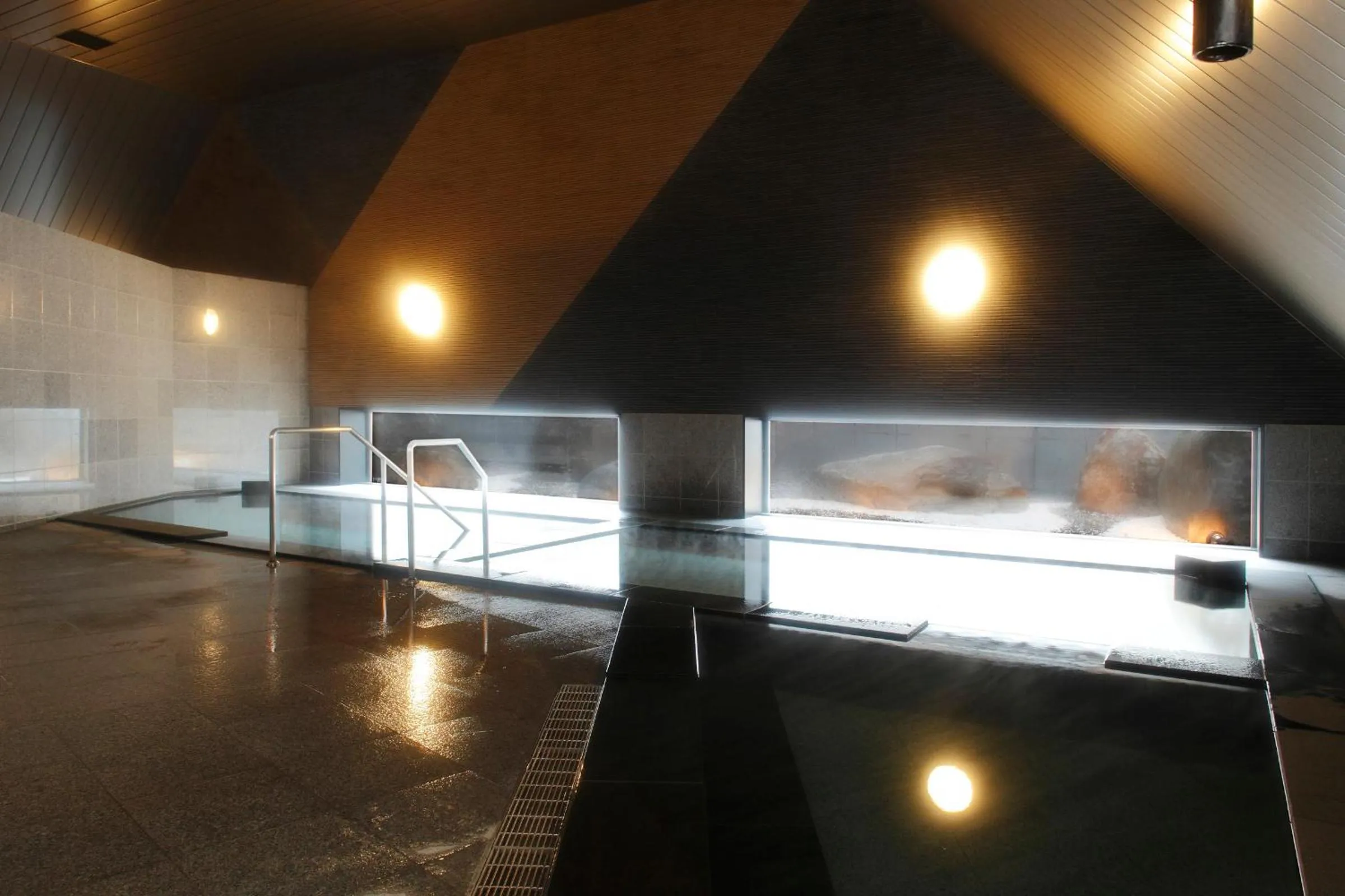 Hot Spring Bath in Horohoro Sanso