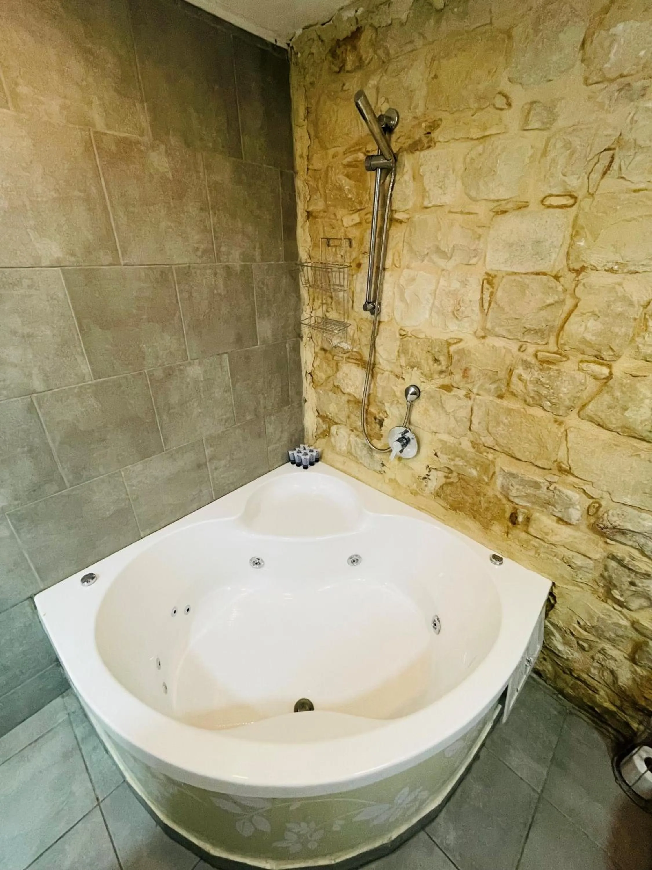 Bathroom in Zimmer in old City