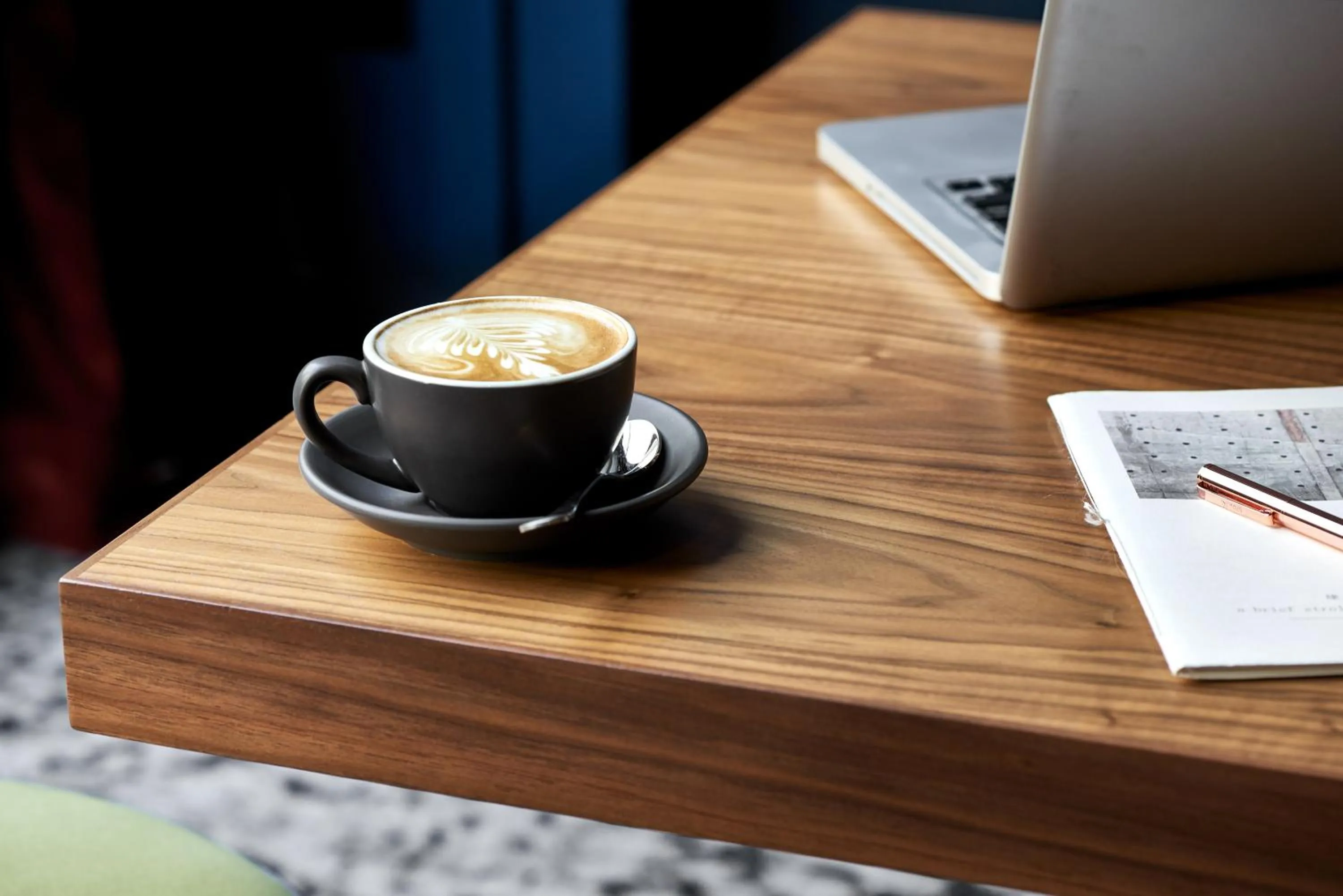 Coffee/tea facilities in Veriu Central