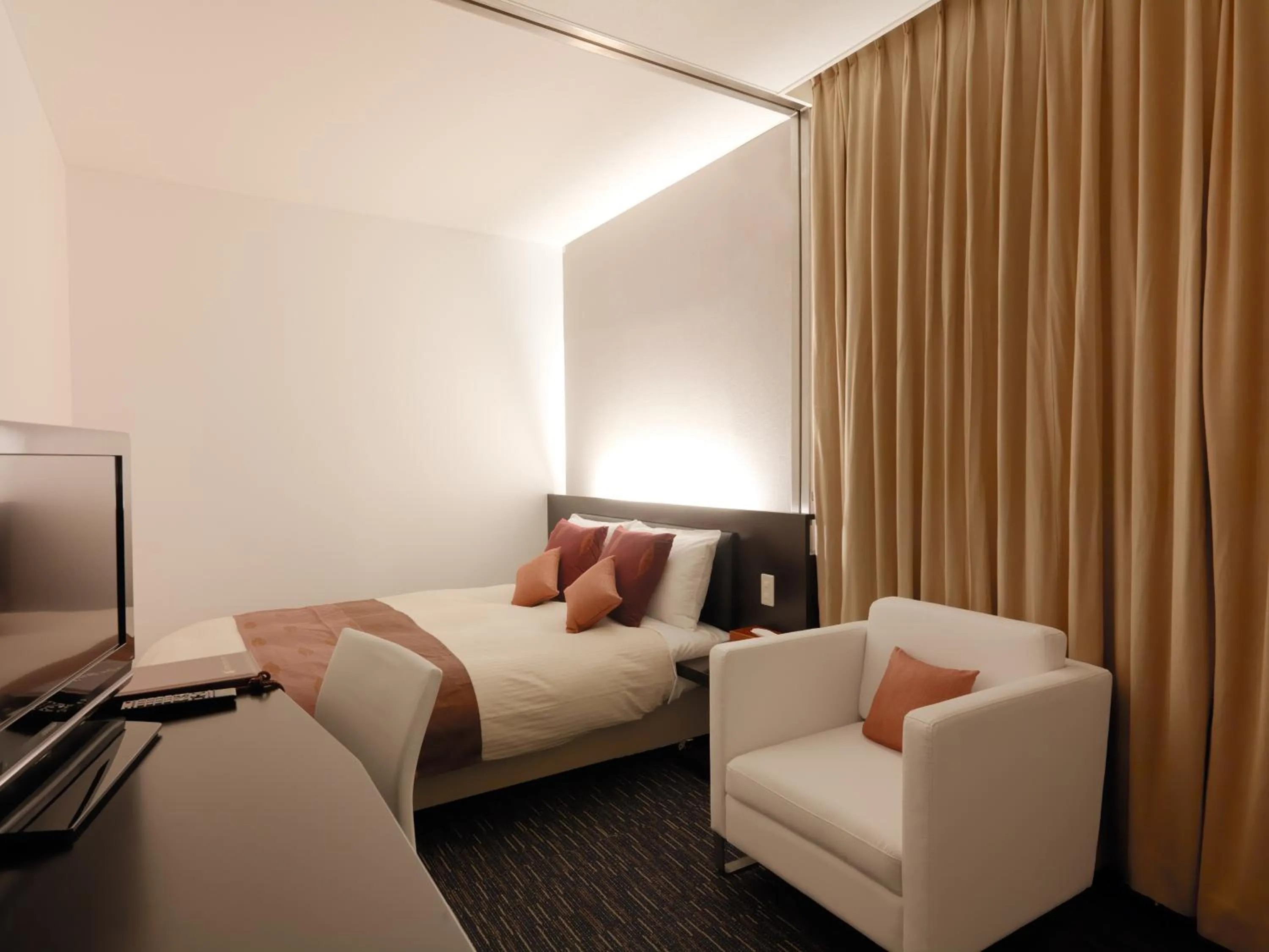 Photo of the whole room, Bed in Muroran Prince Hotel