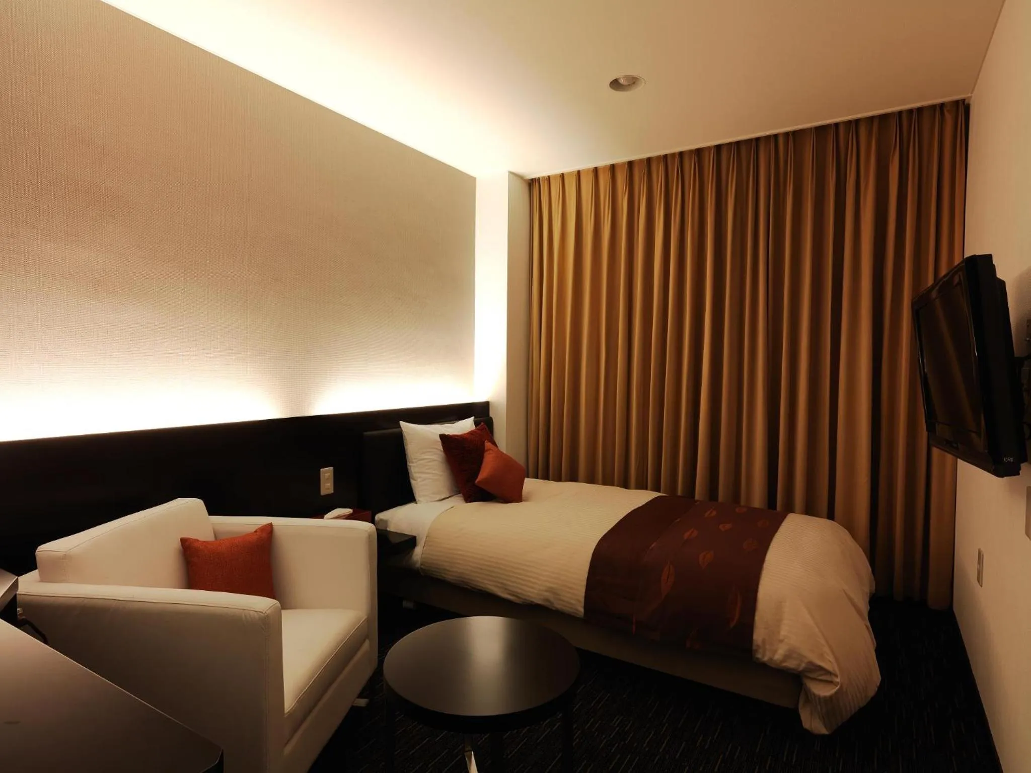 Bed in Muroran Prince Hotel