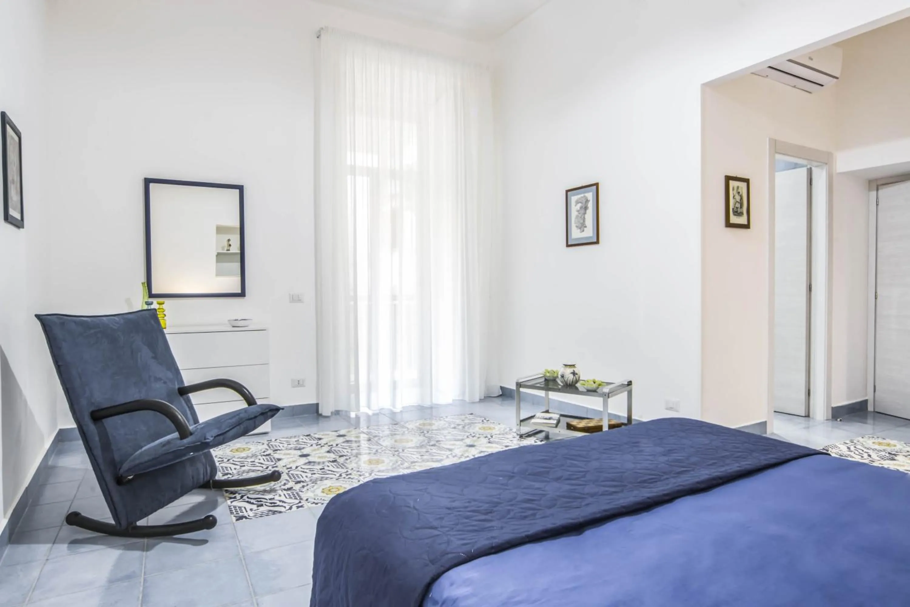 Bed in GOCCE VILLAS - Il Limoncello Historical center of Naples