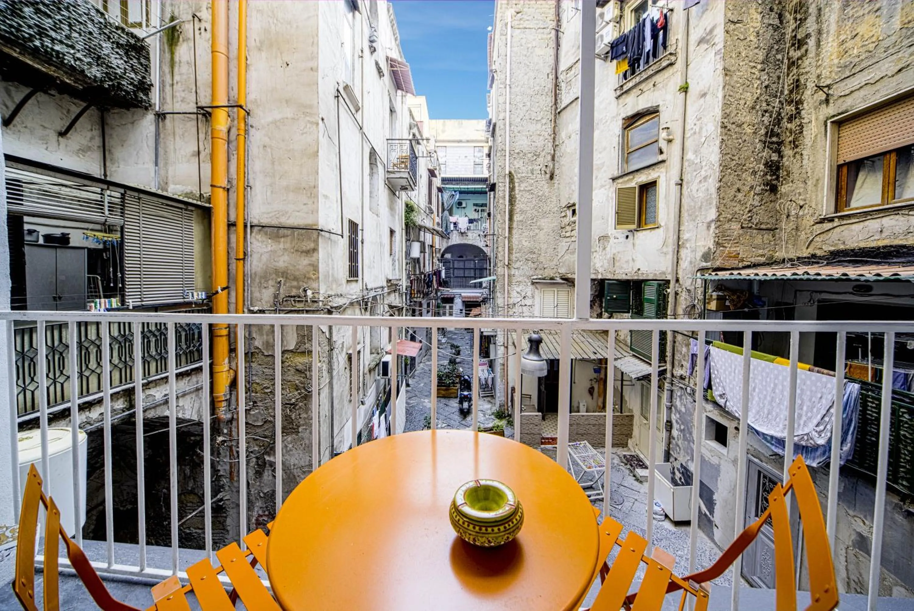 Property building in GOCCE VILLAS - Il Limoncello Historical center of Naples