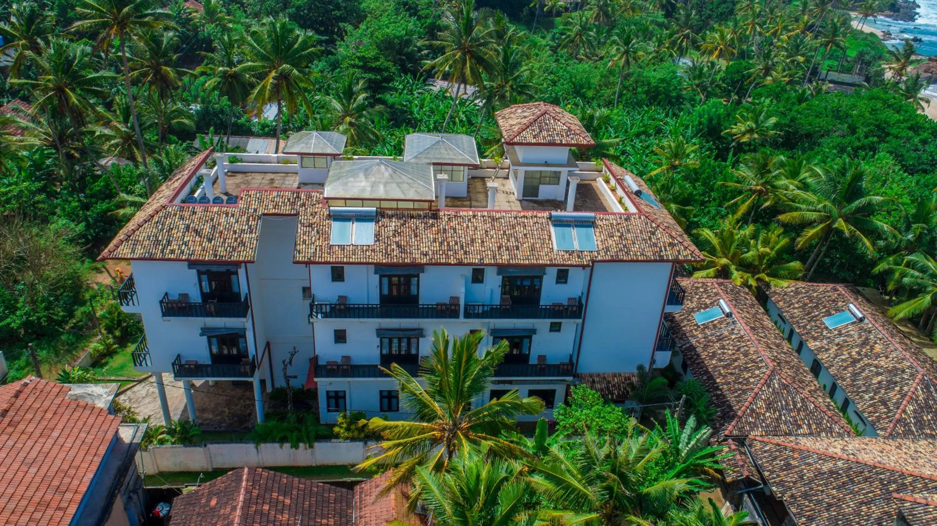 Property building in Villa Tissa Beach Resort