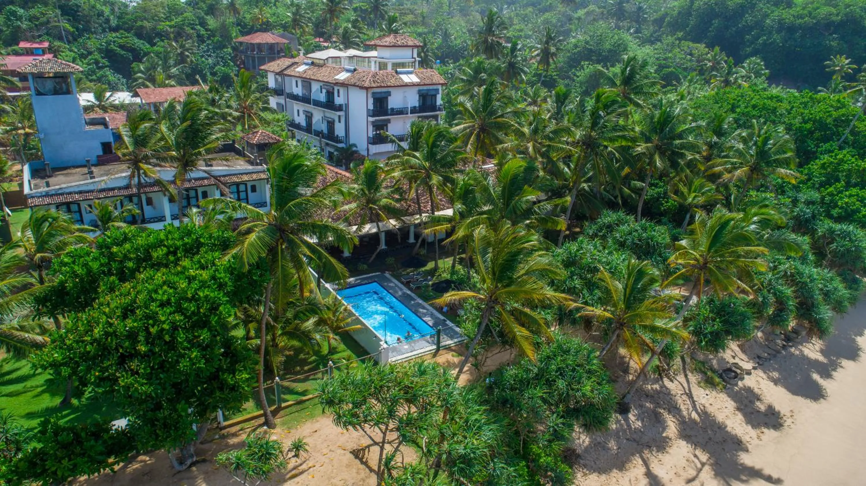 Property building in Villa Tissa Beach Resort