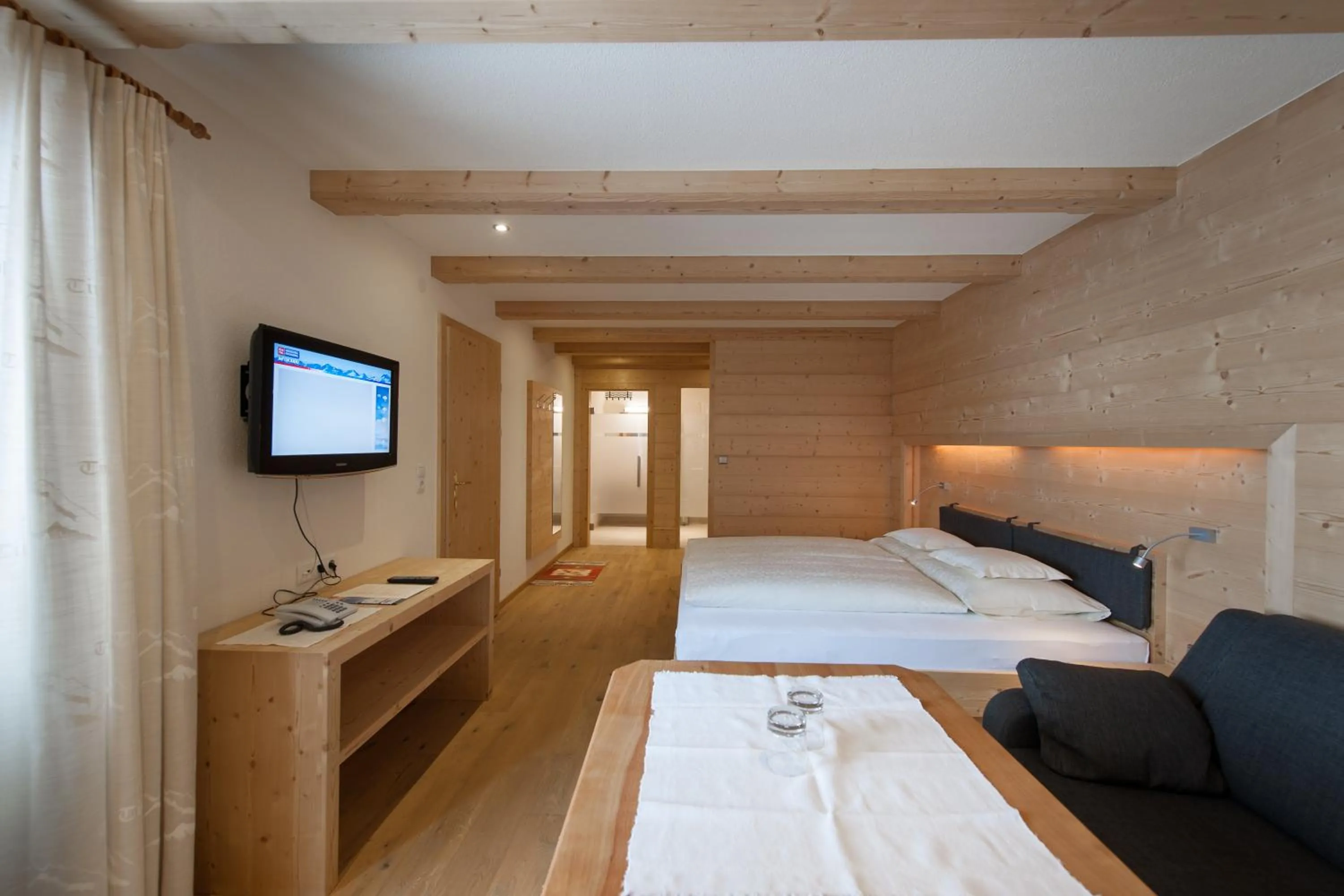 Photo of the whole room, Bed in Hotel Garni Pirchhütt
