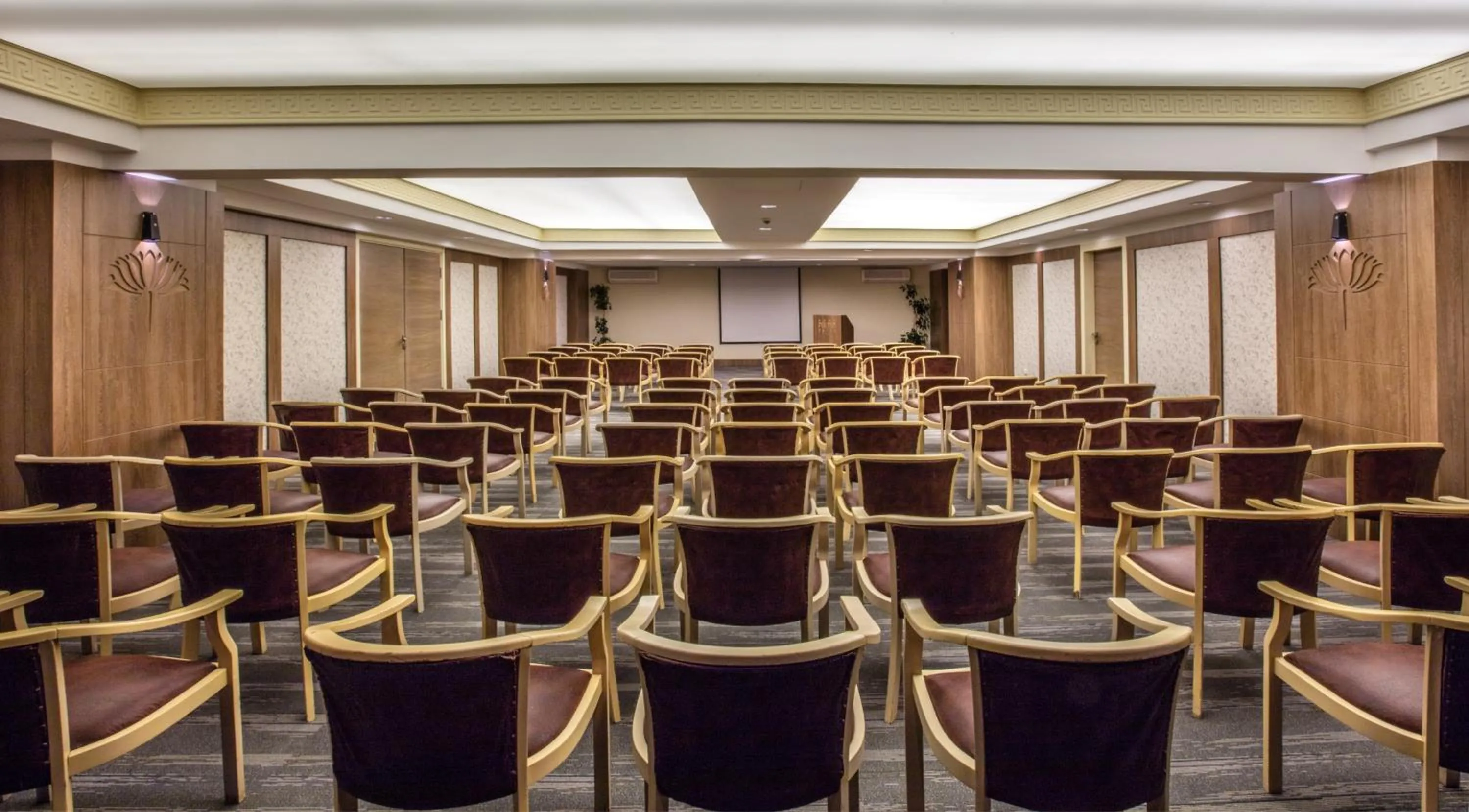 Meeting/conference room in Palmin Hotel