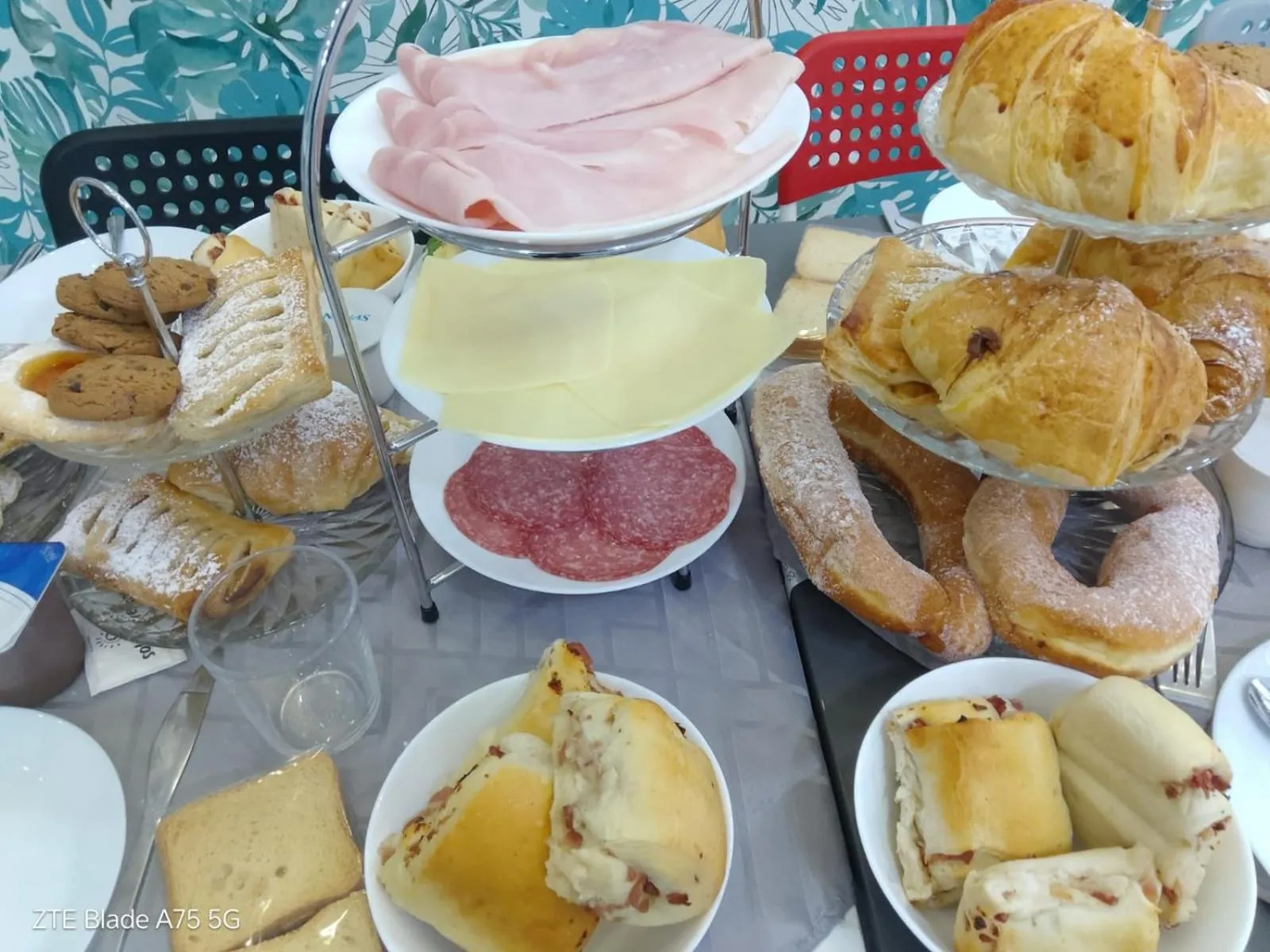 Breakfast in Maison De luxe