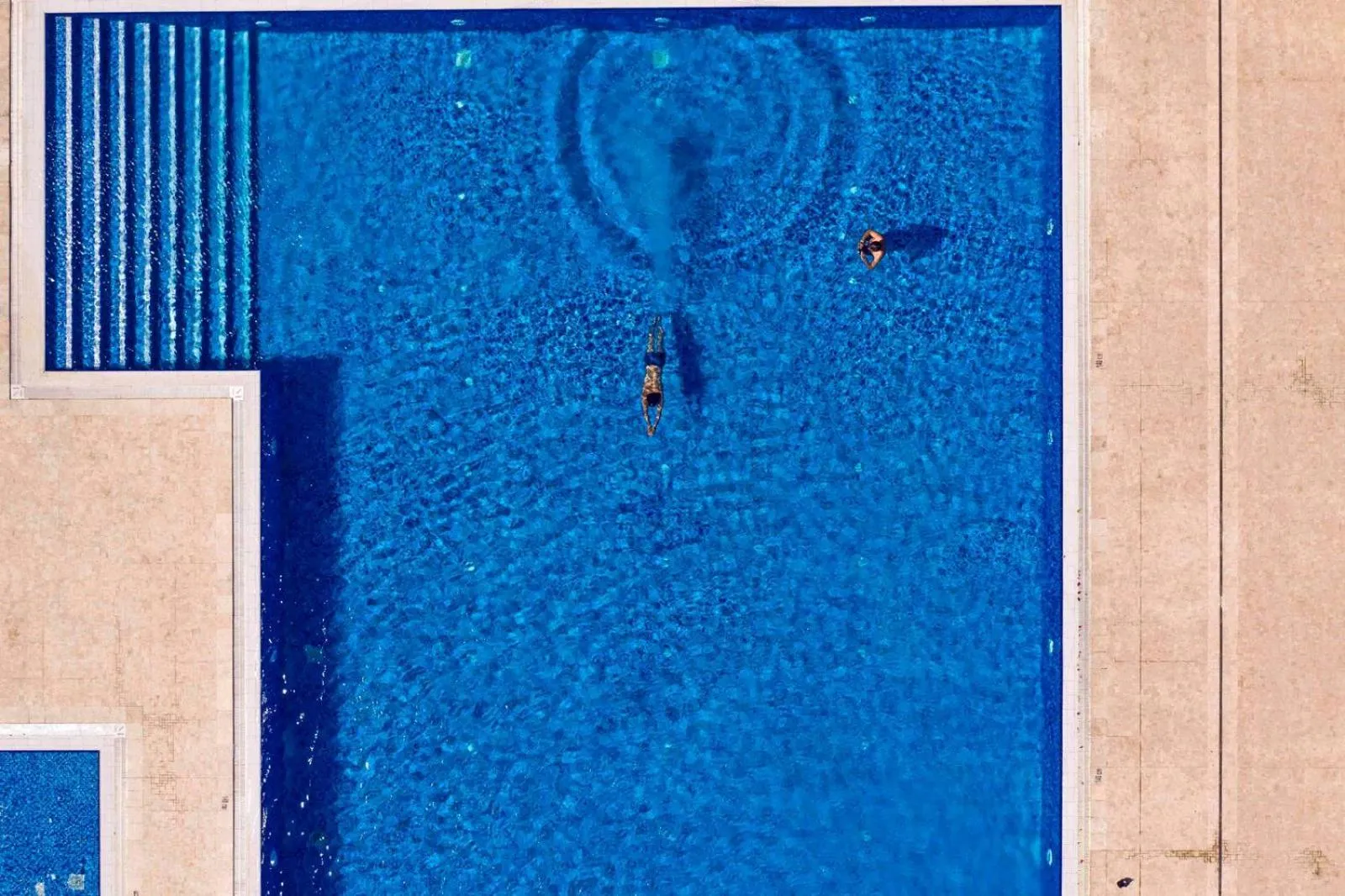 Swimming pool in Yacht Club