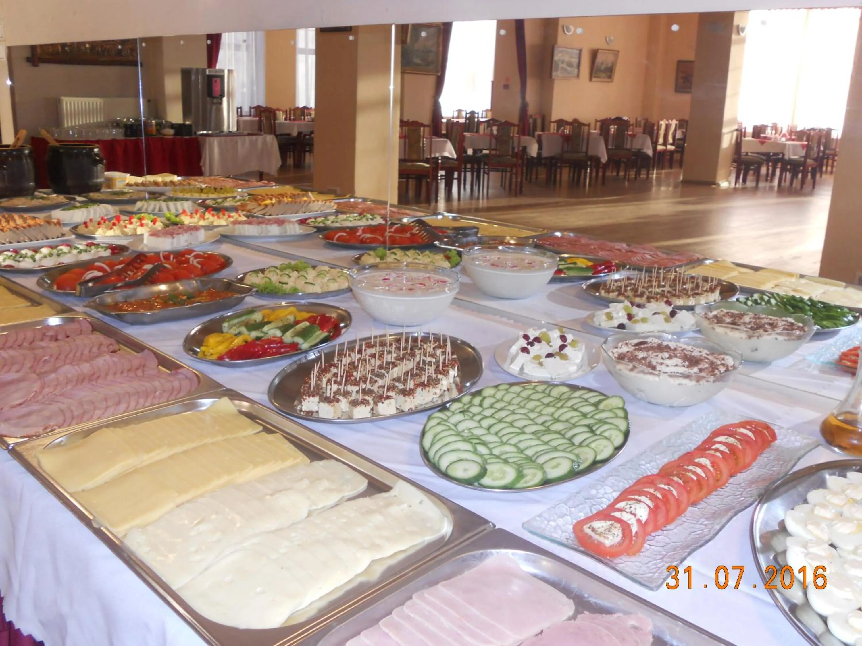 Buffet breakfast in Mieszko centrum przy deptaku