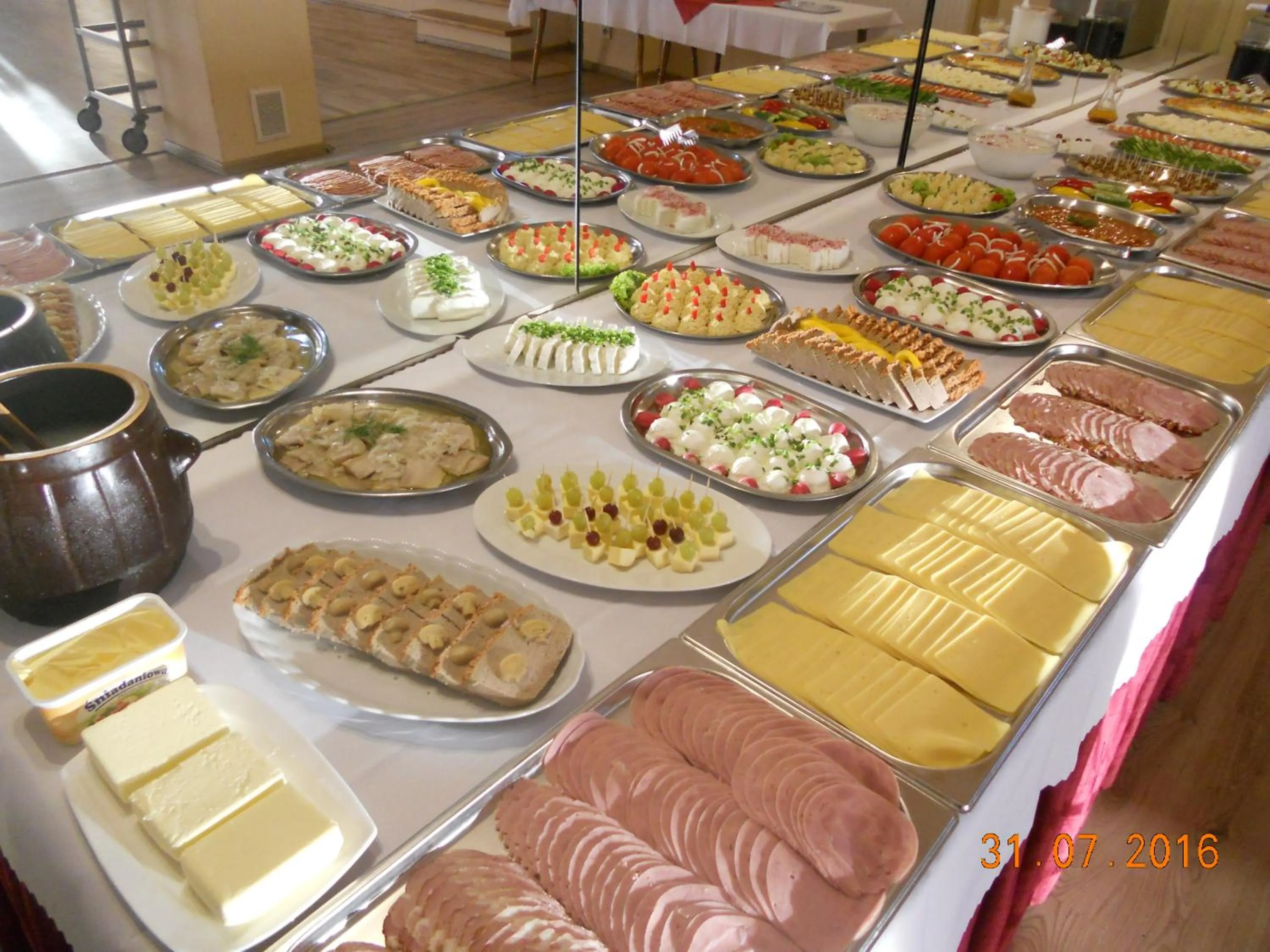 Buffet breakfast in Mieszko centrum przy deptaku