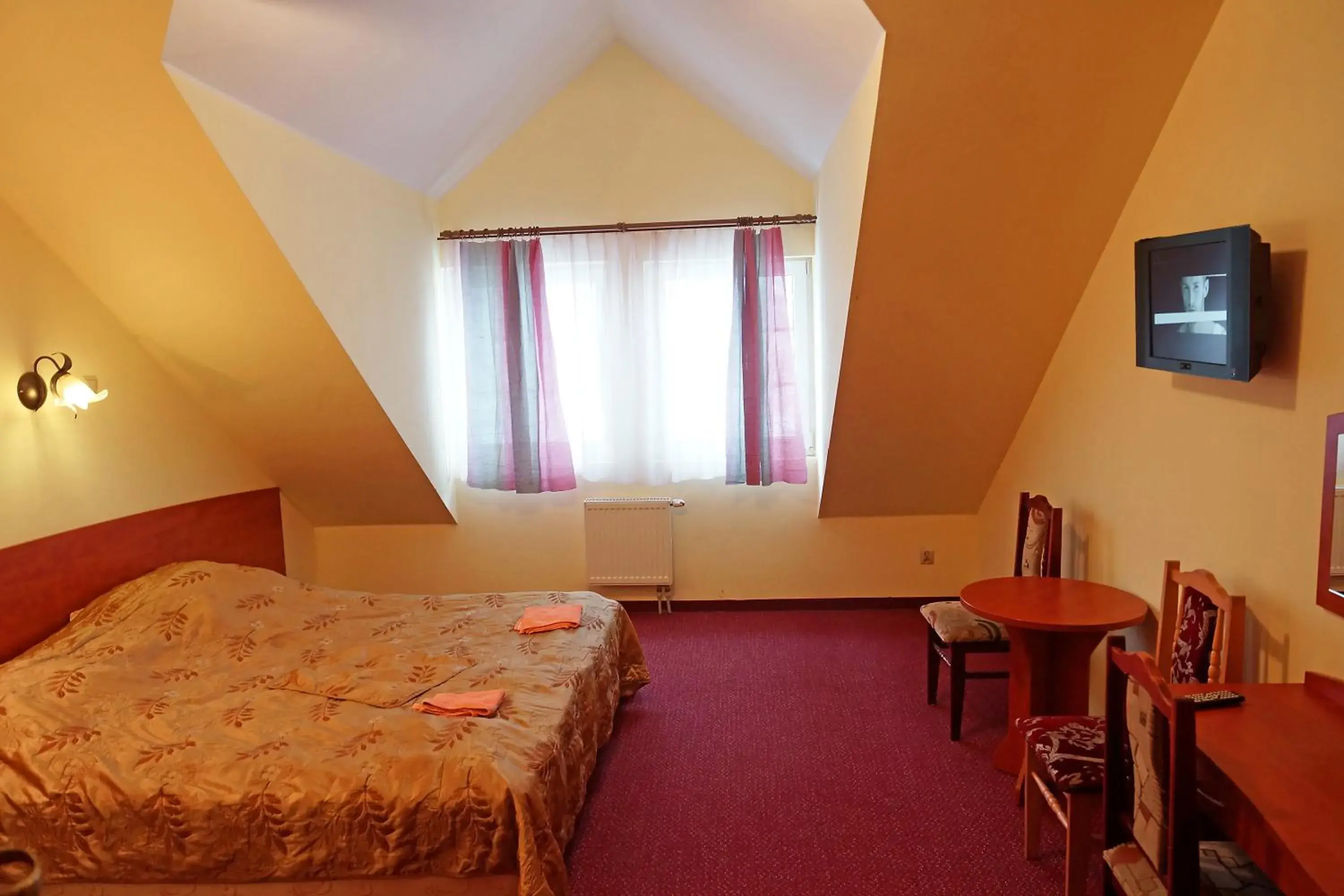 Double or Twin Room in Mieszko centrum przy deptaku Double or Twin Room in Mieszko centrum przy deptaku