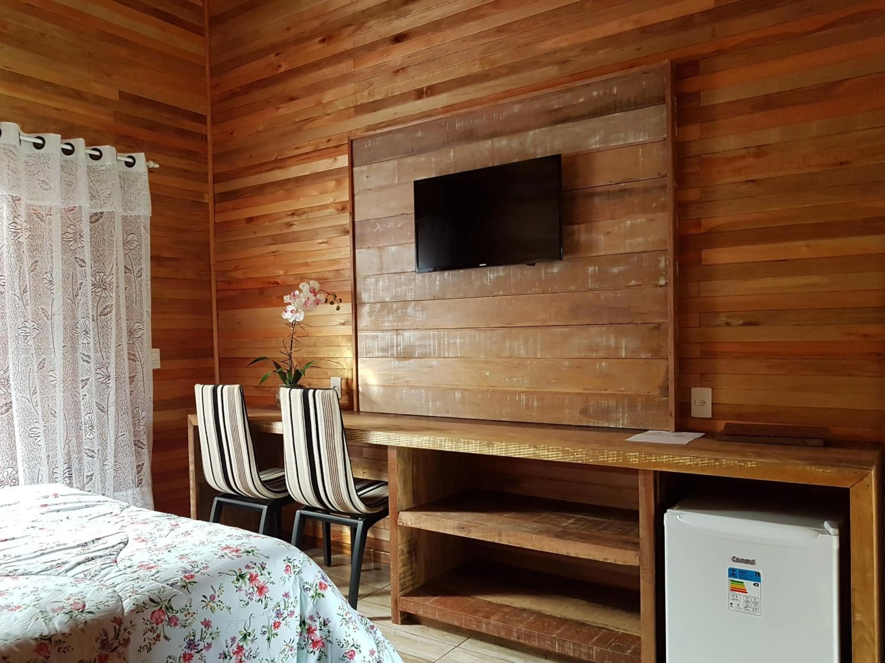 Photo of the whole room, Bed in Pousada Vila dos Butias