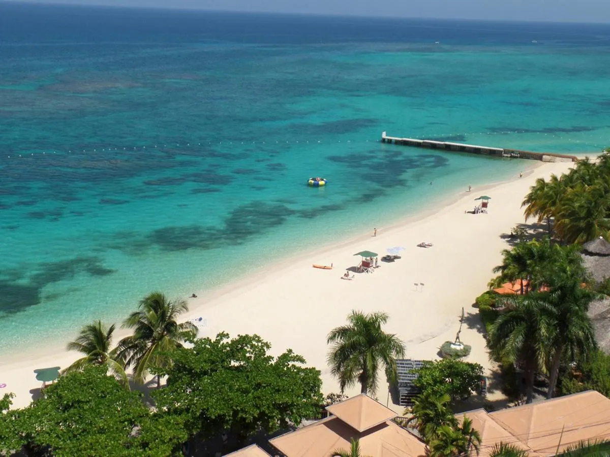 Montego Bay Club Beach Resort