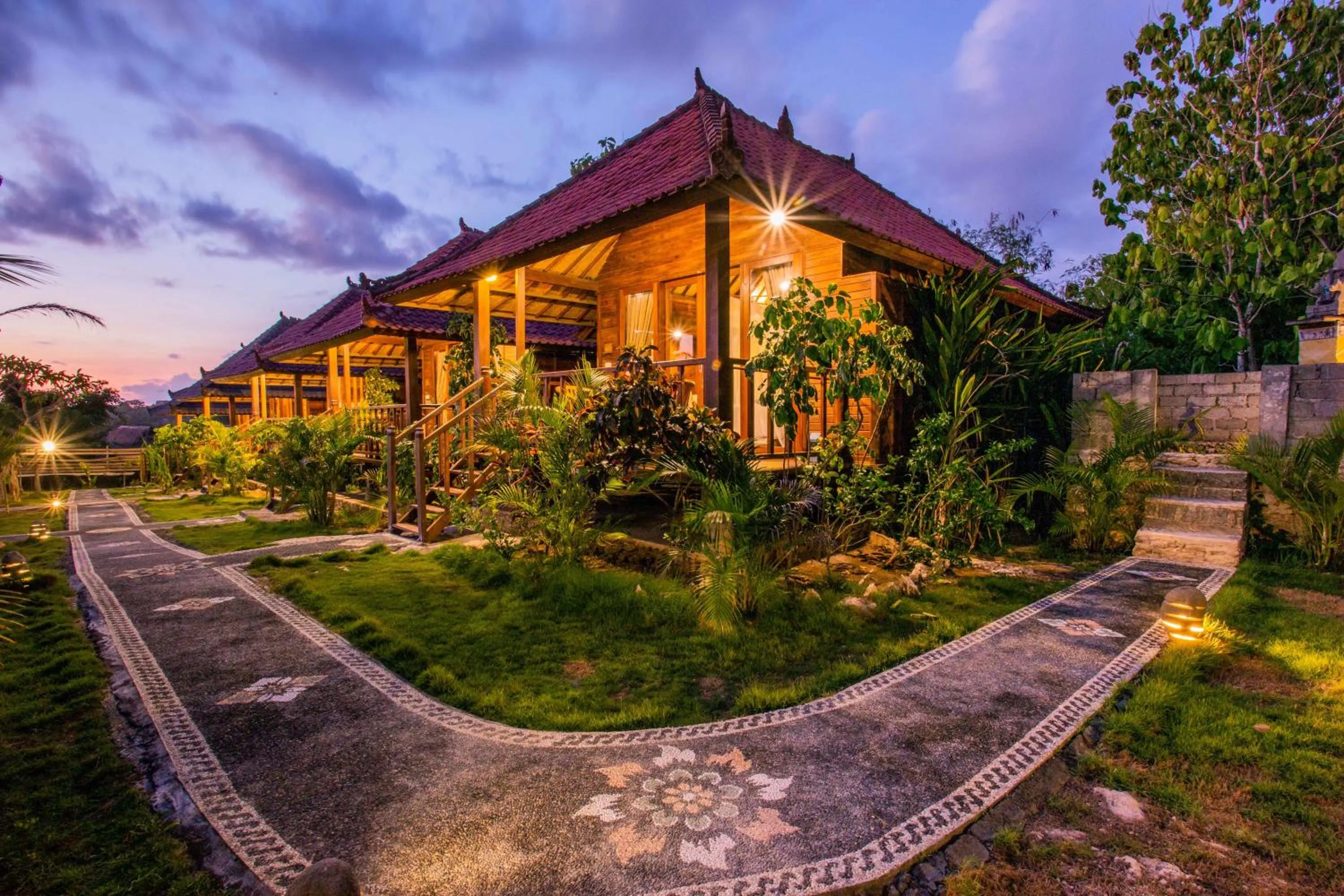 Property building in D'Coin Lembongan