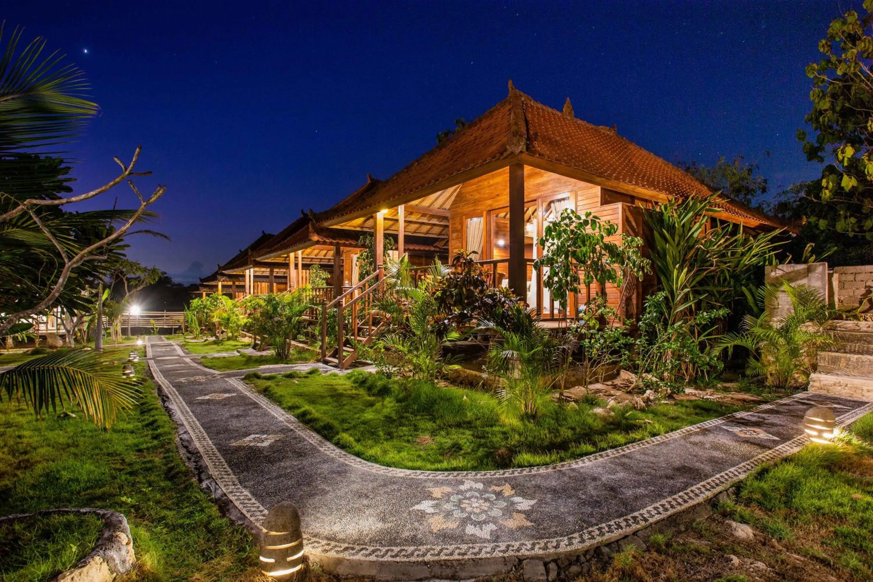 Property building in D'Coin Lembongan