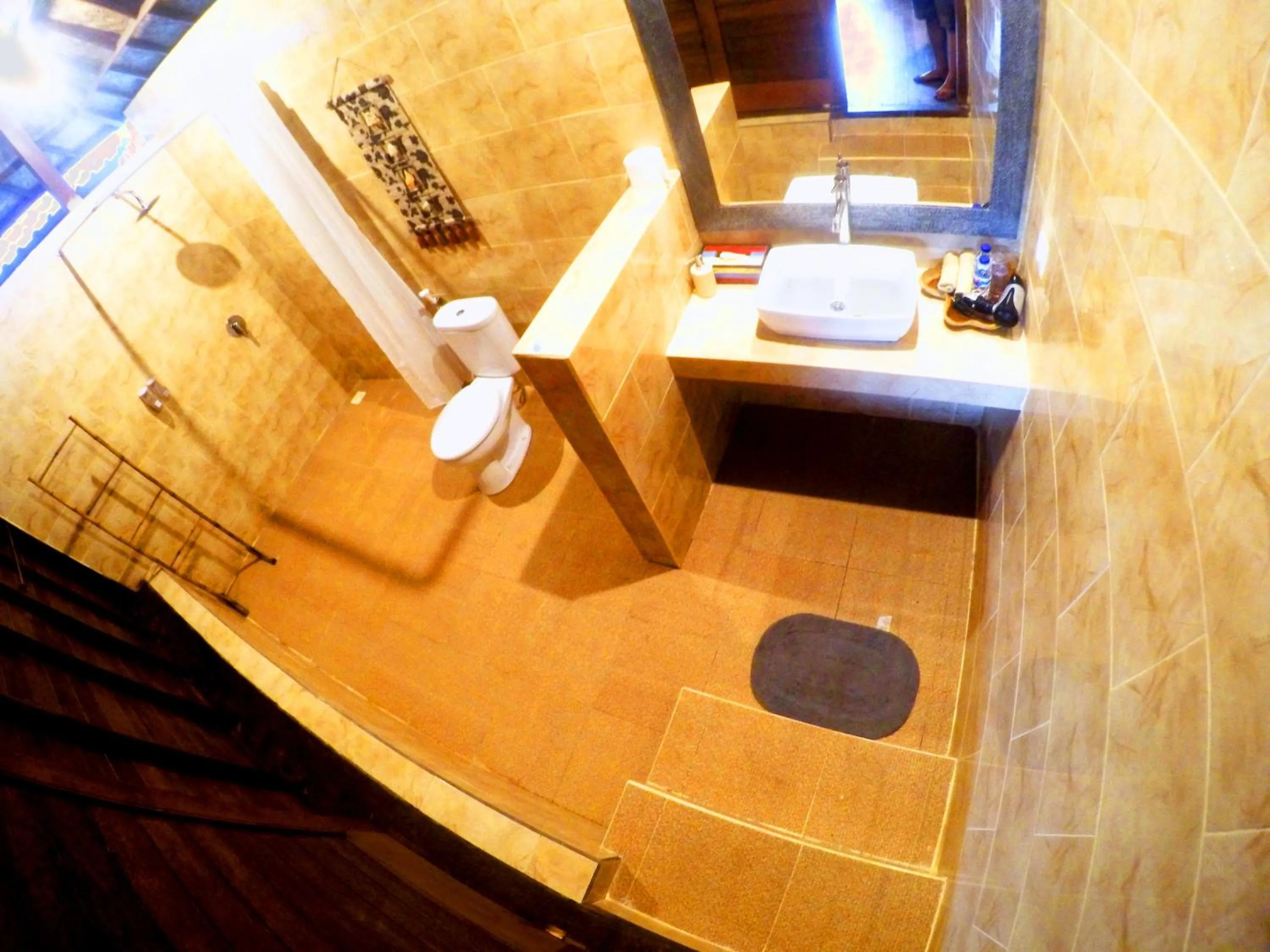 Bathroom in D'Coin Lembongan