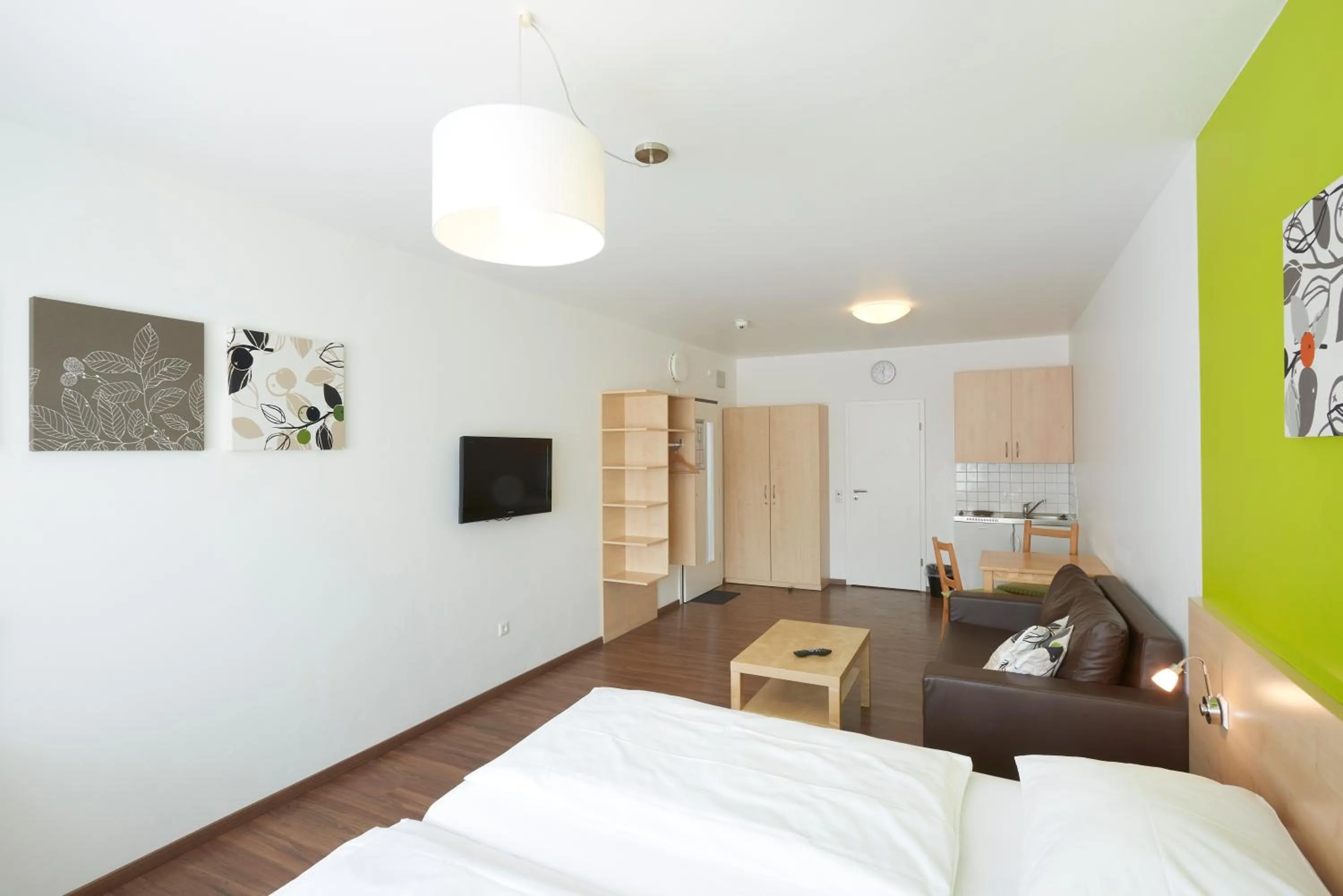 Photo of the whole room, Bed in City Motel Soest