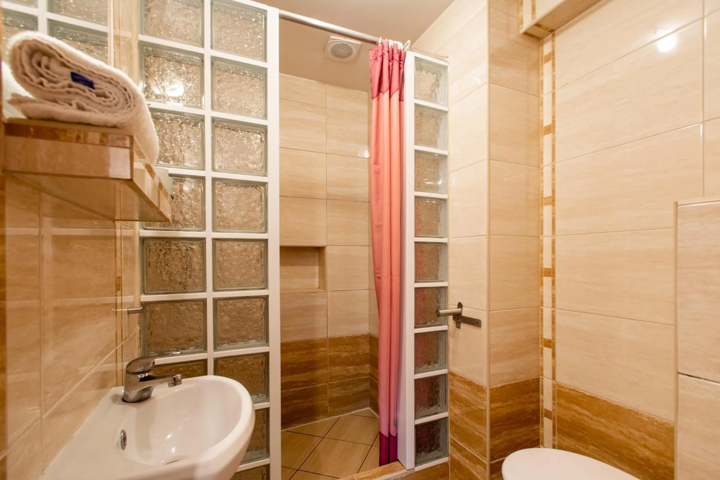 Bathroom in Plac Rybaków Inn